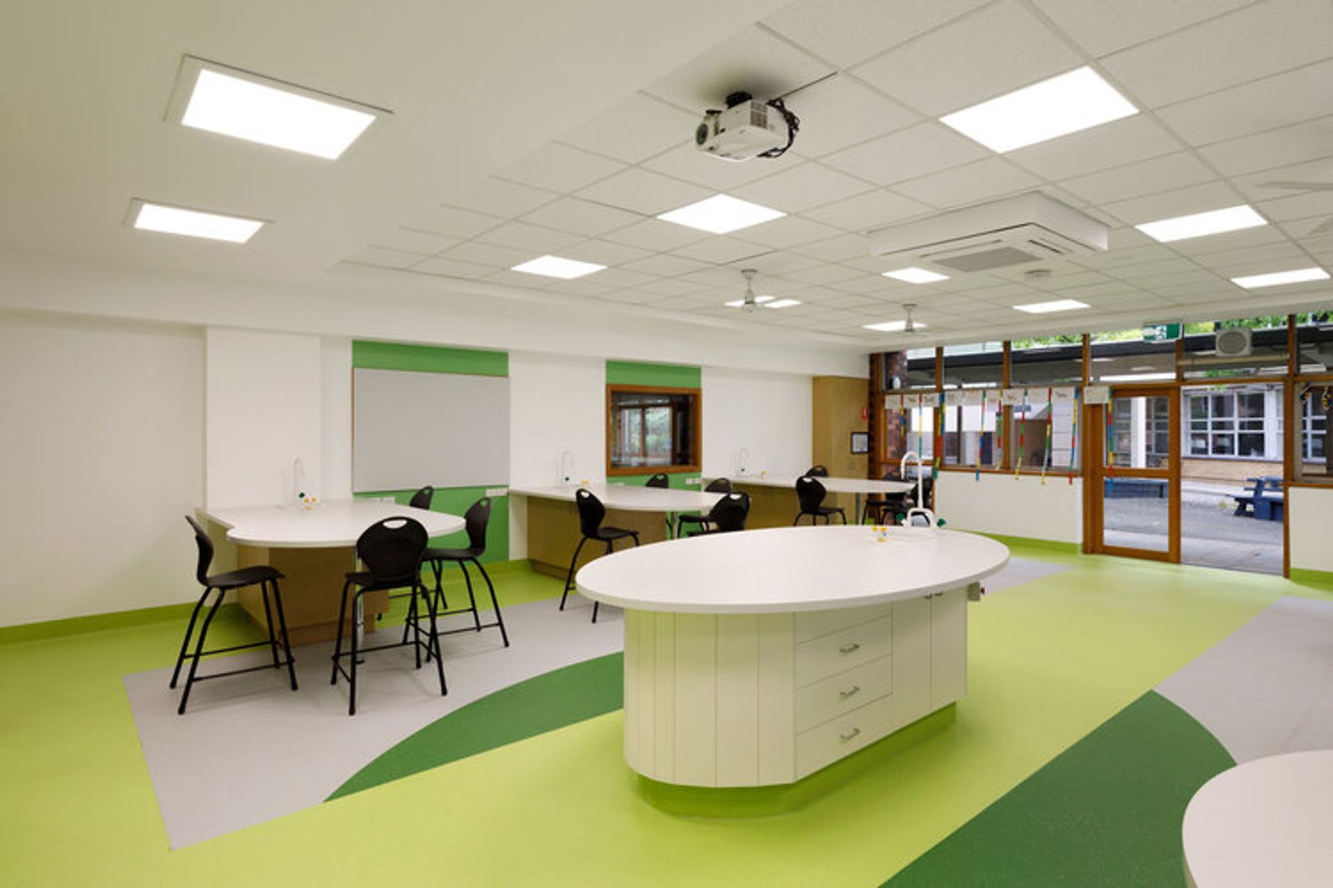 Mercy College Science Labs