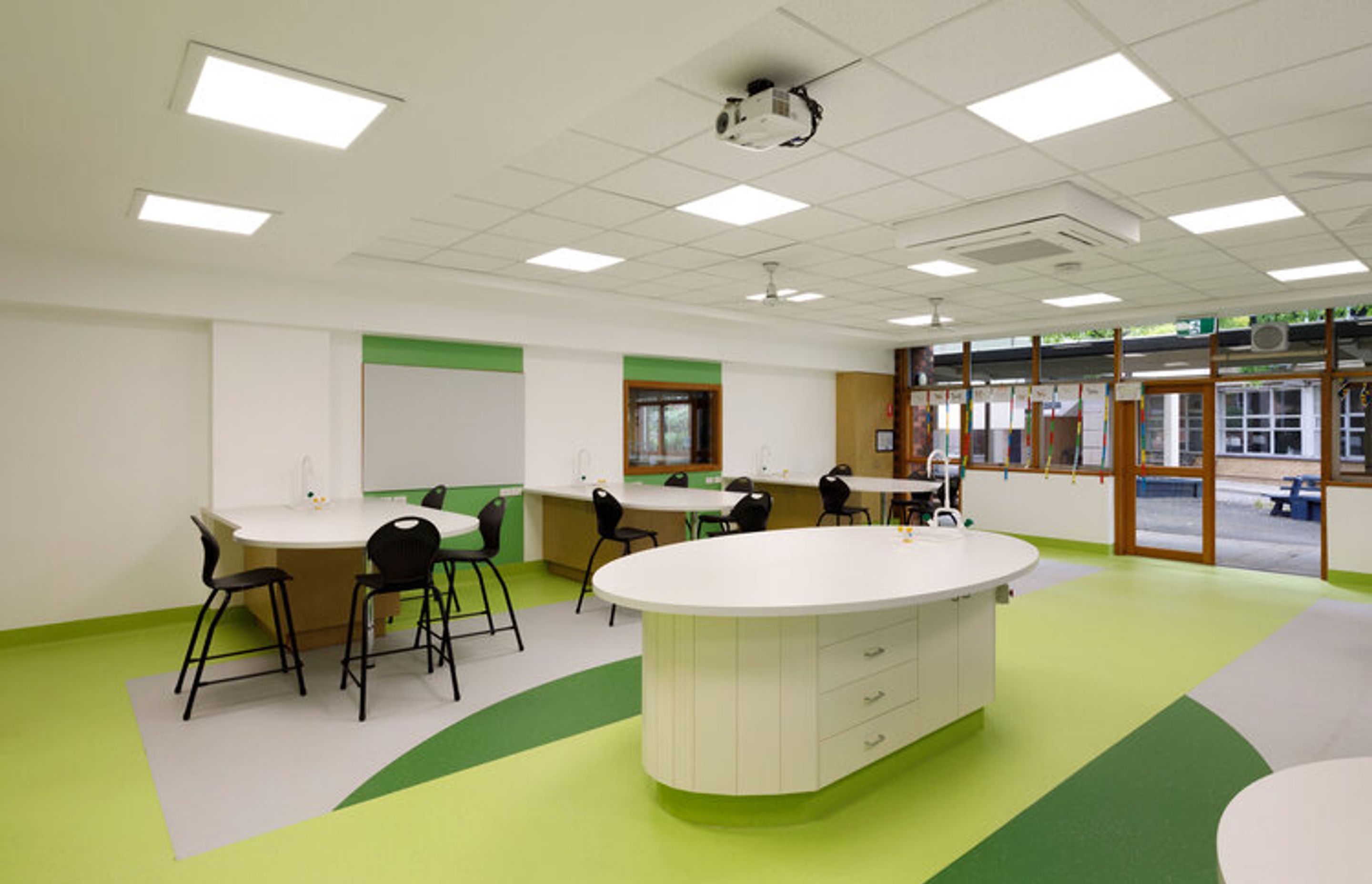 Mercy College Science Labs