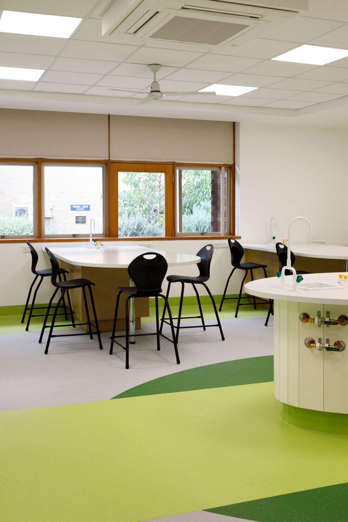 Mercy College Science Labs