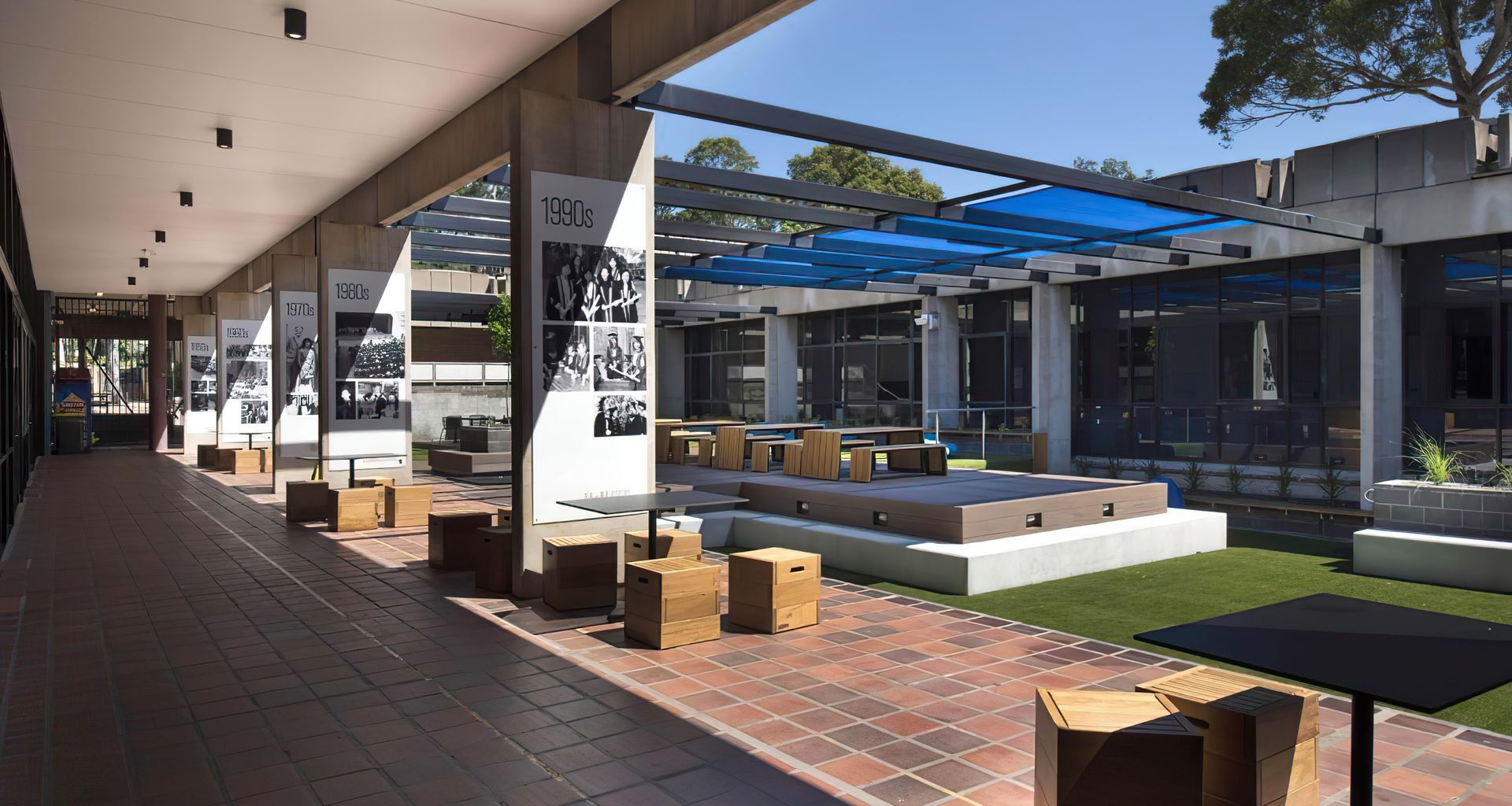 UoN Hunter Precinct Courtyard banner