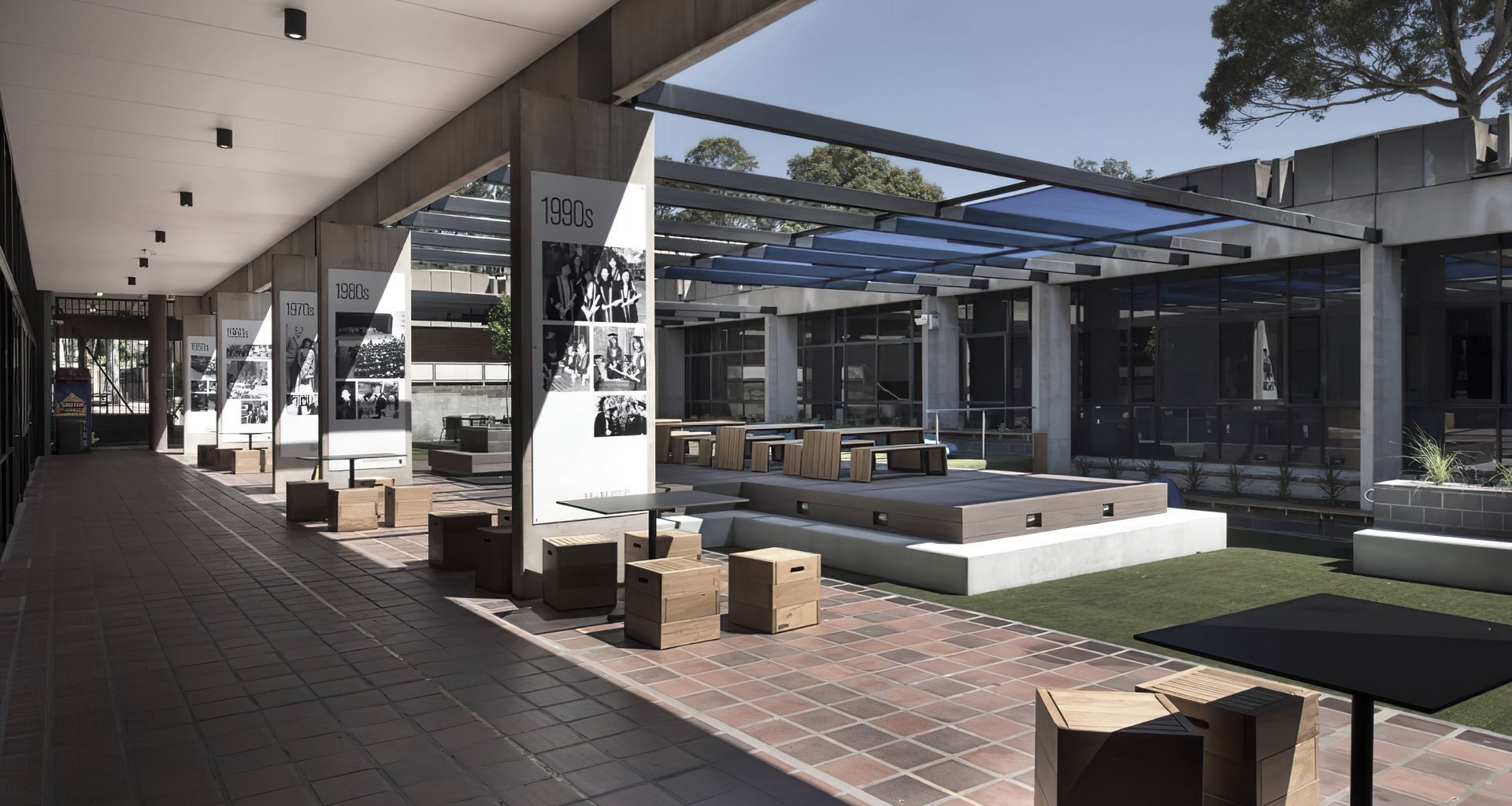 UoN Hunter Precinct Courtyard banner