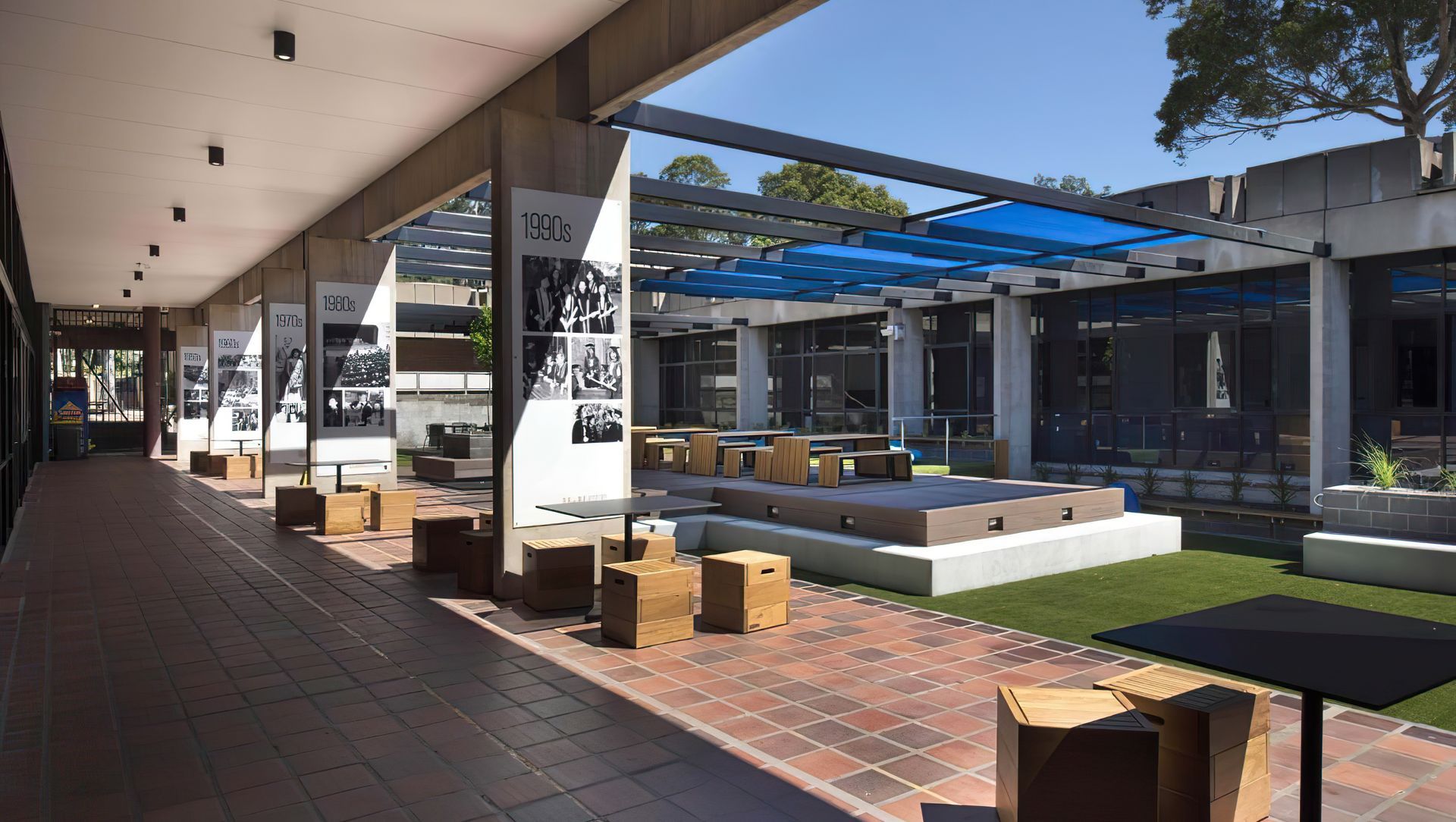UoN Hunter Precinct Courtyard banner