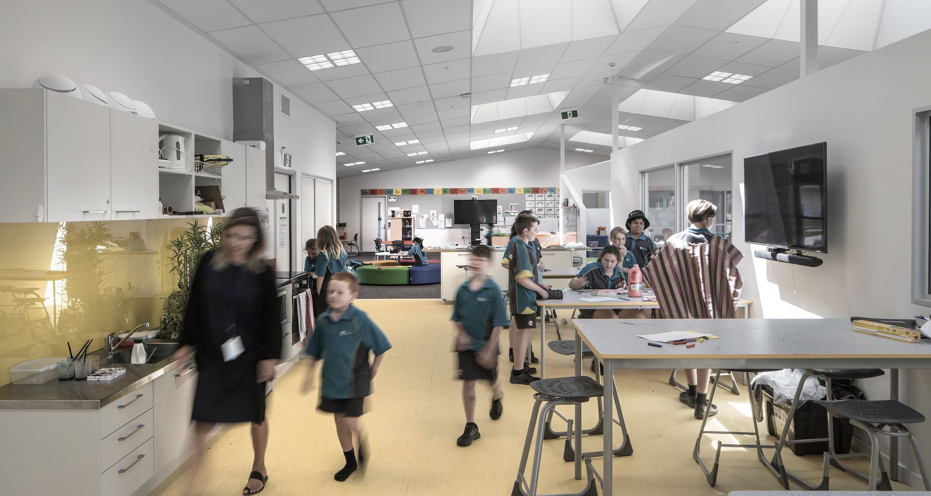 Lemonwood Grove School banner