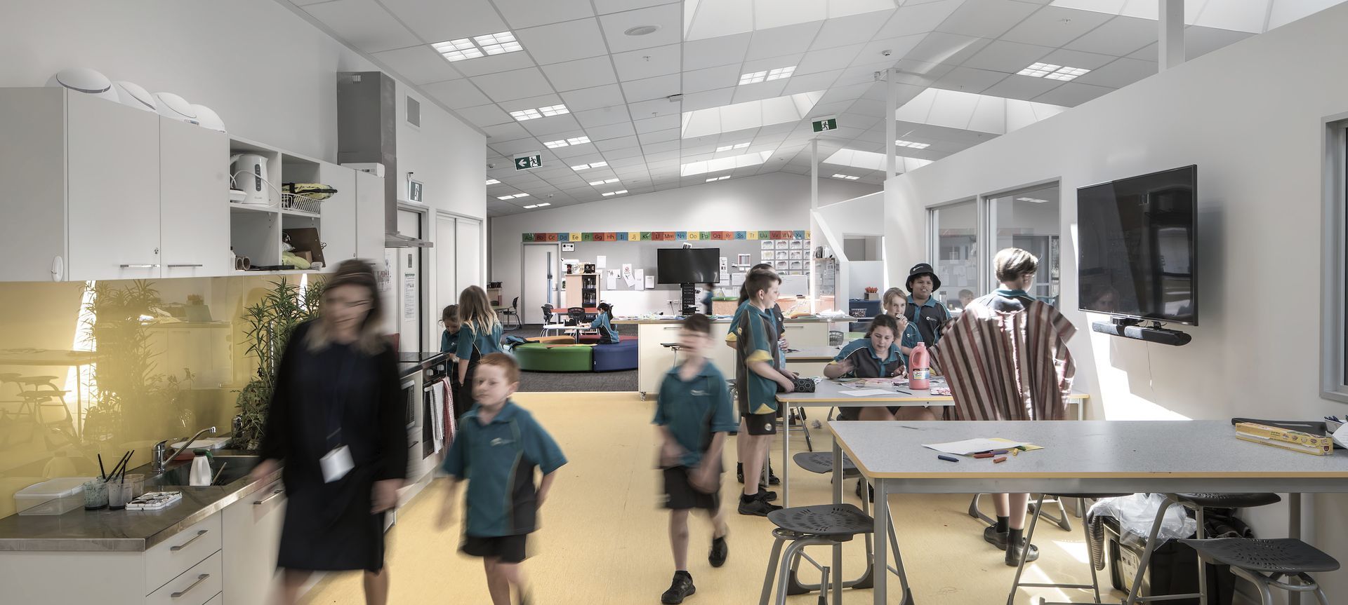 Lemonwood Grove School banner