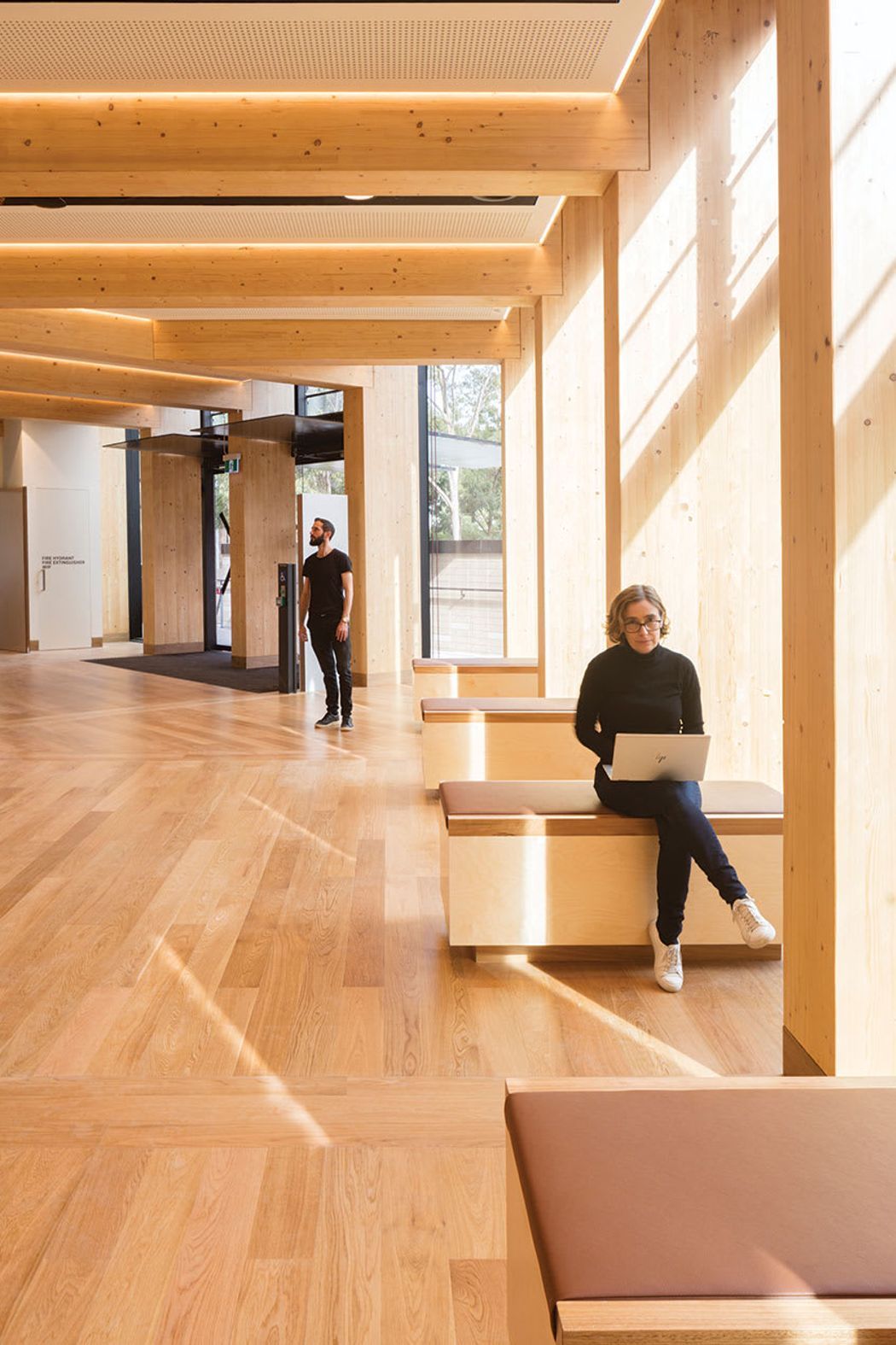 projectauhw7207villamacquarieuniainsworthbuilding5portrait.jpg