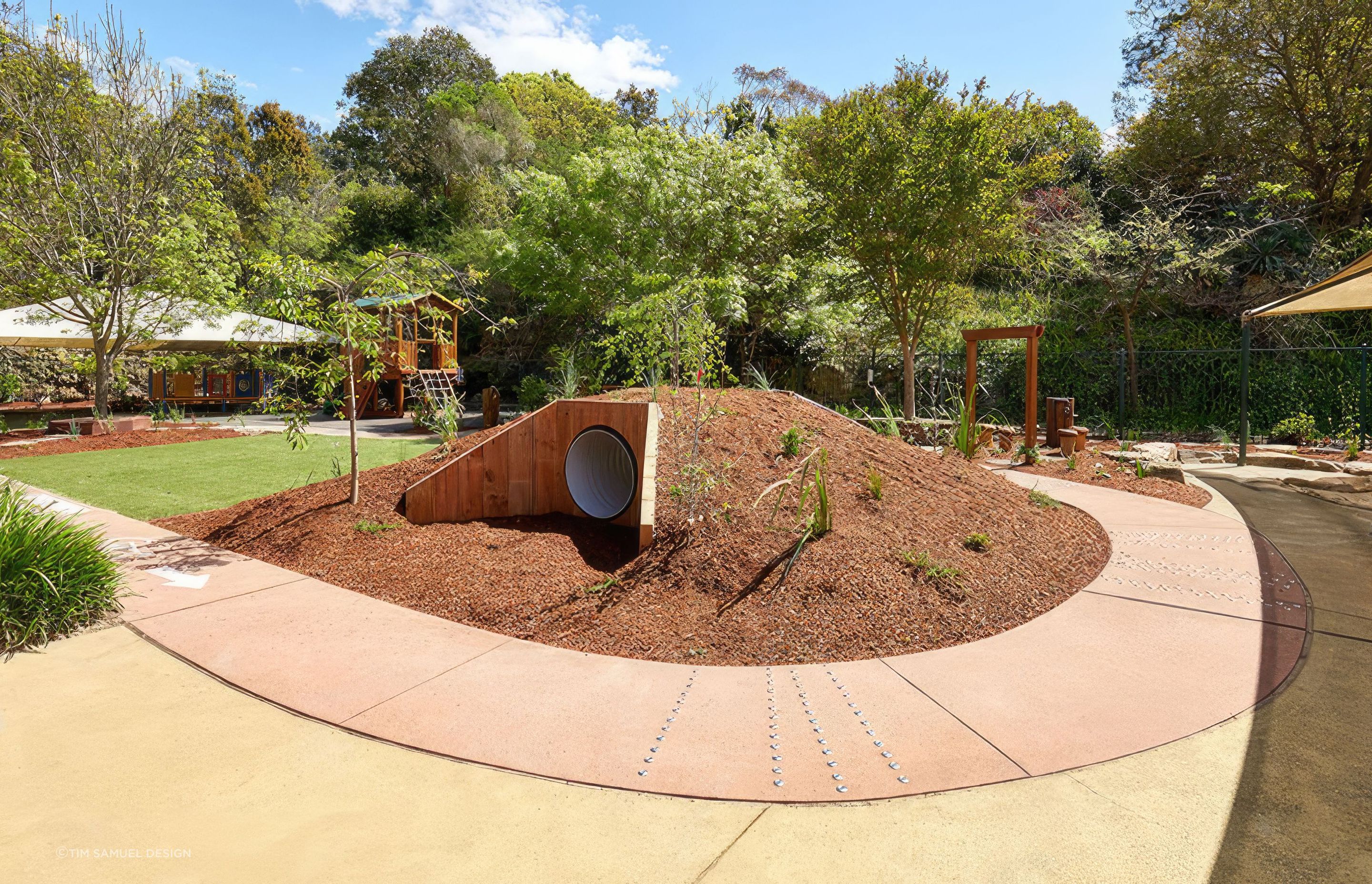 upRiversideSchool04TimSamuelDesign800x480-fix-standard-scale-400x.jpg