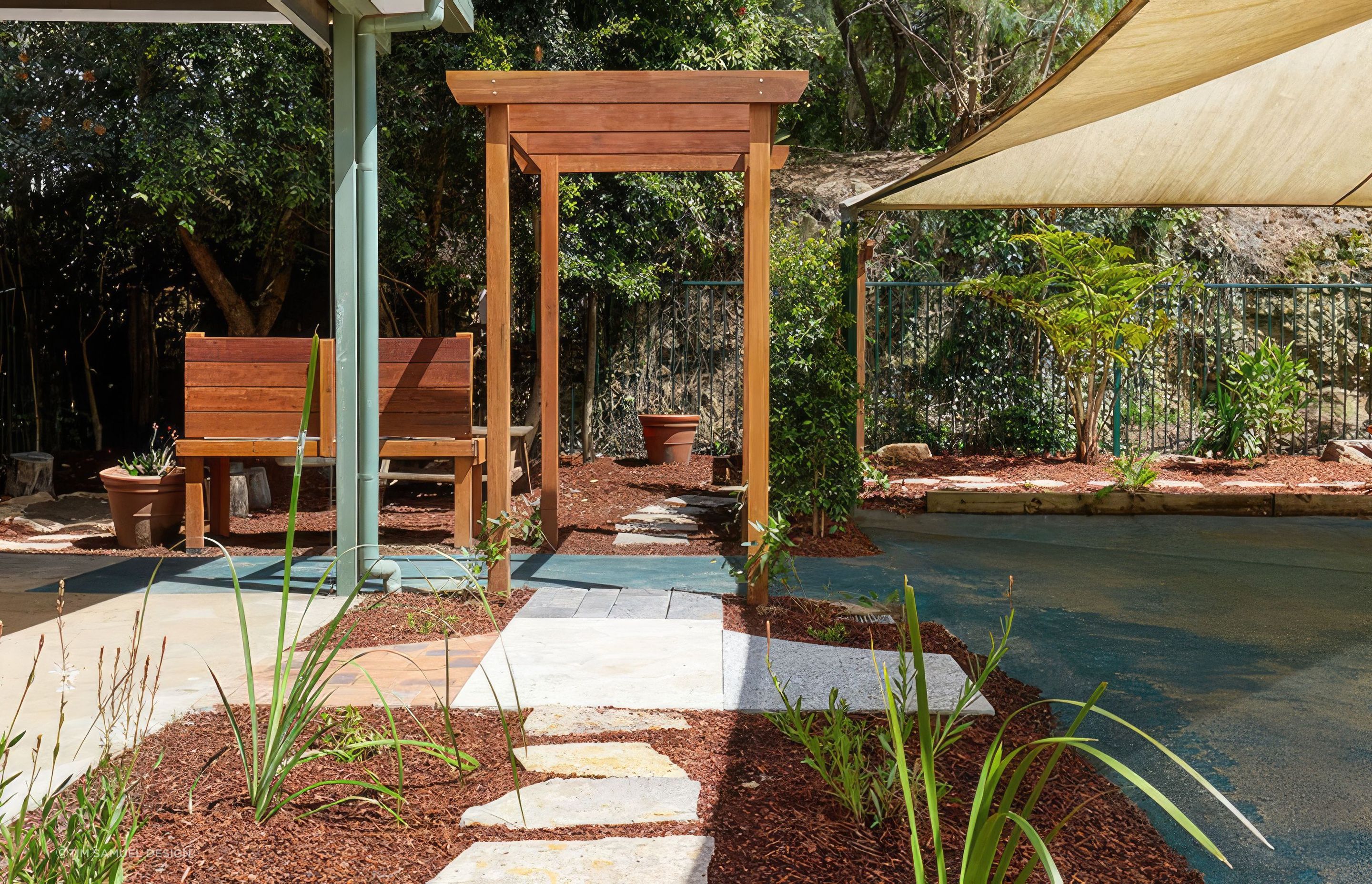 upRiversideSchool05TimSamuelDesign800x480-fix-standard-scale-400x.jpg