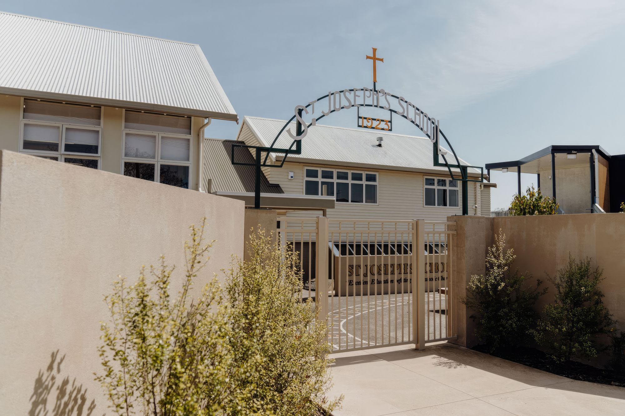 uponsite-landscapes-pukekohe-st-josephs-10-fix-standard-scale-200x.jpg