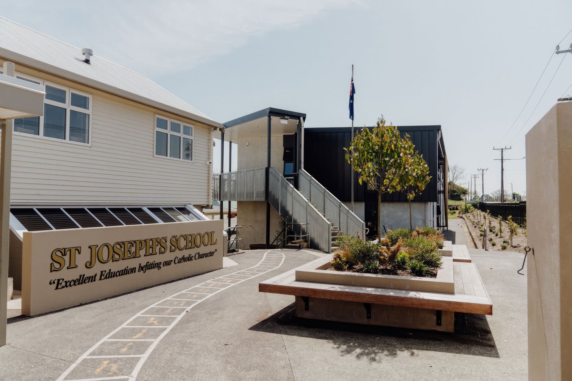 uponsite-landscapes-pukekohe-st-josephs-5-fix-standard-scale-200x.jpg