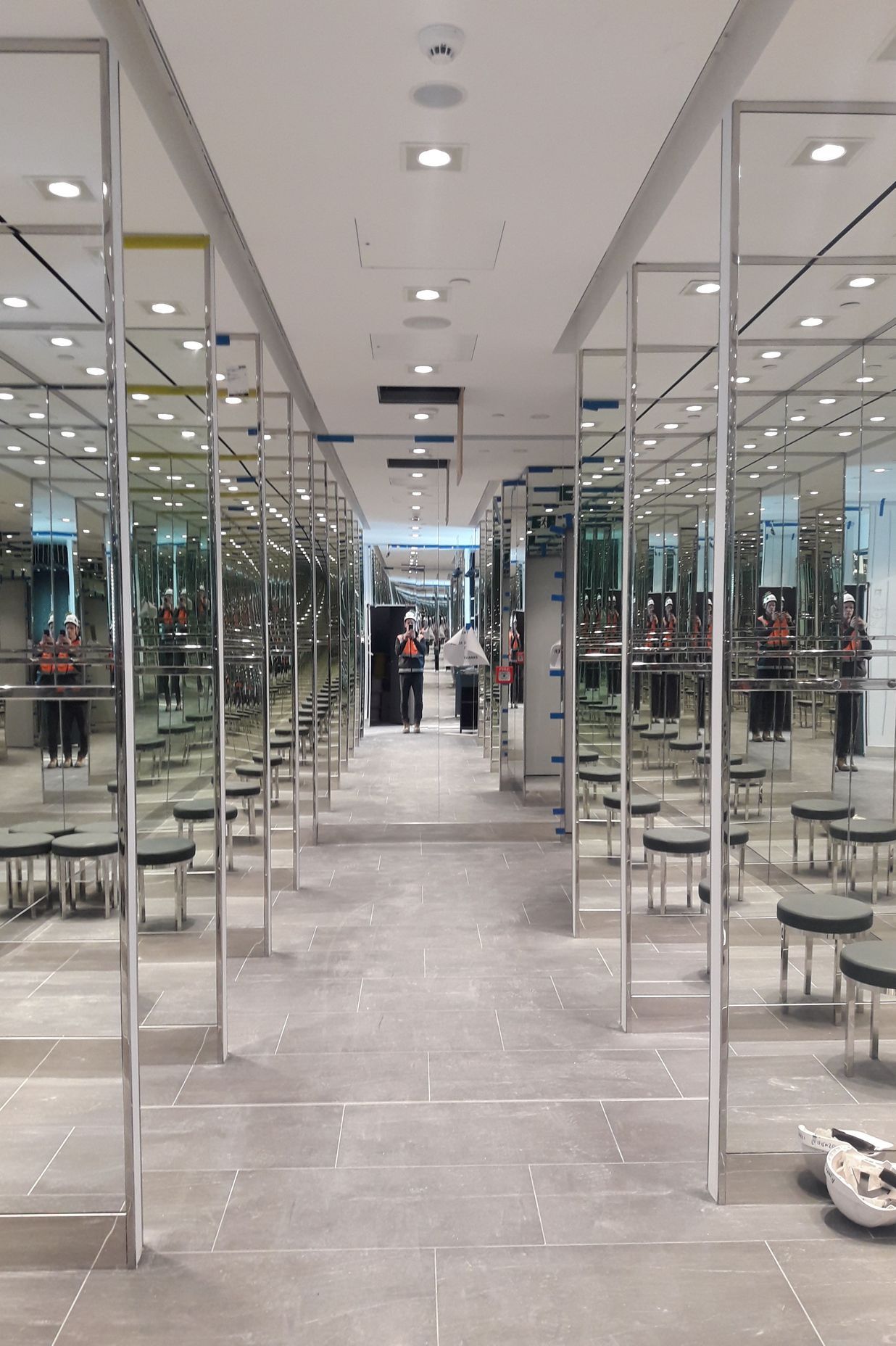 H & M Commercial Bay