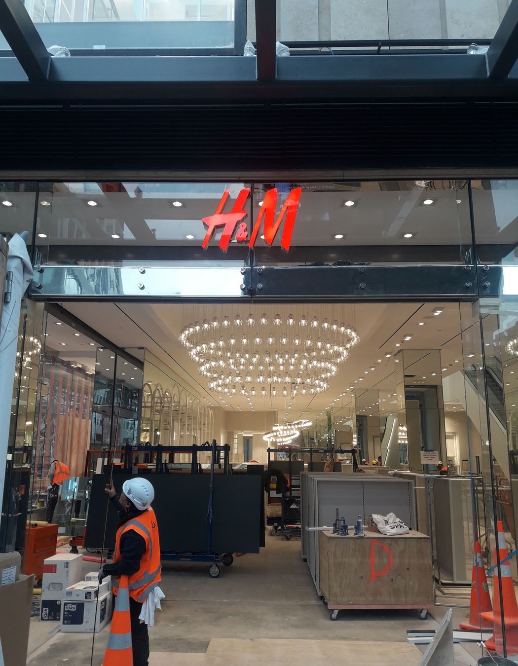 H & M Commercial Bay