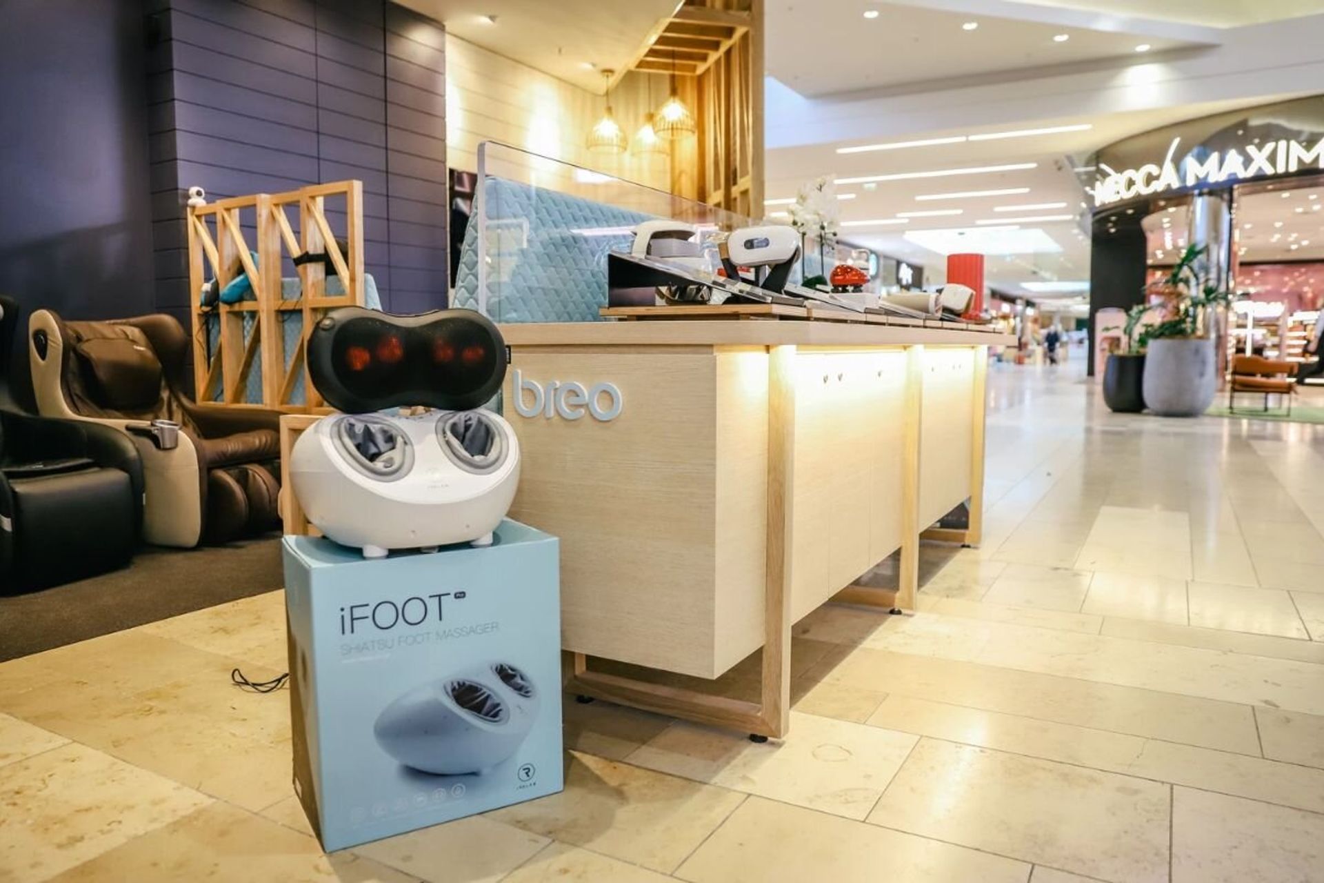 Irelax Bayfair Store Fitout