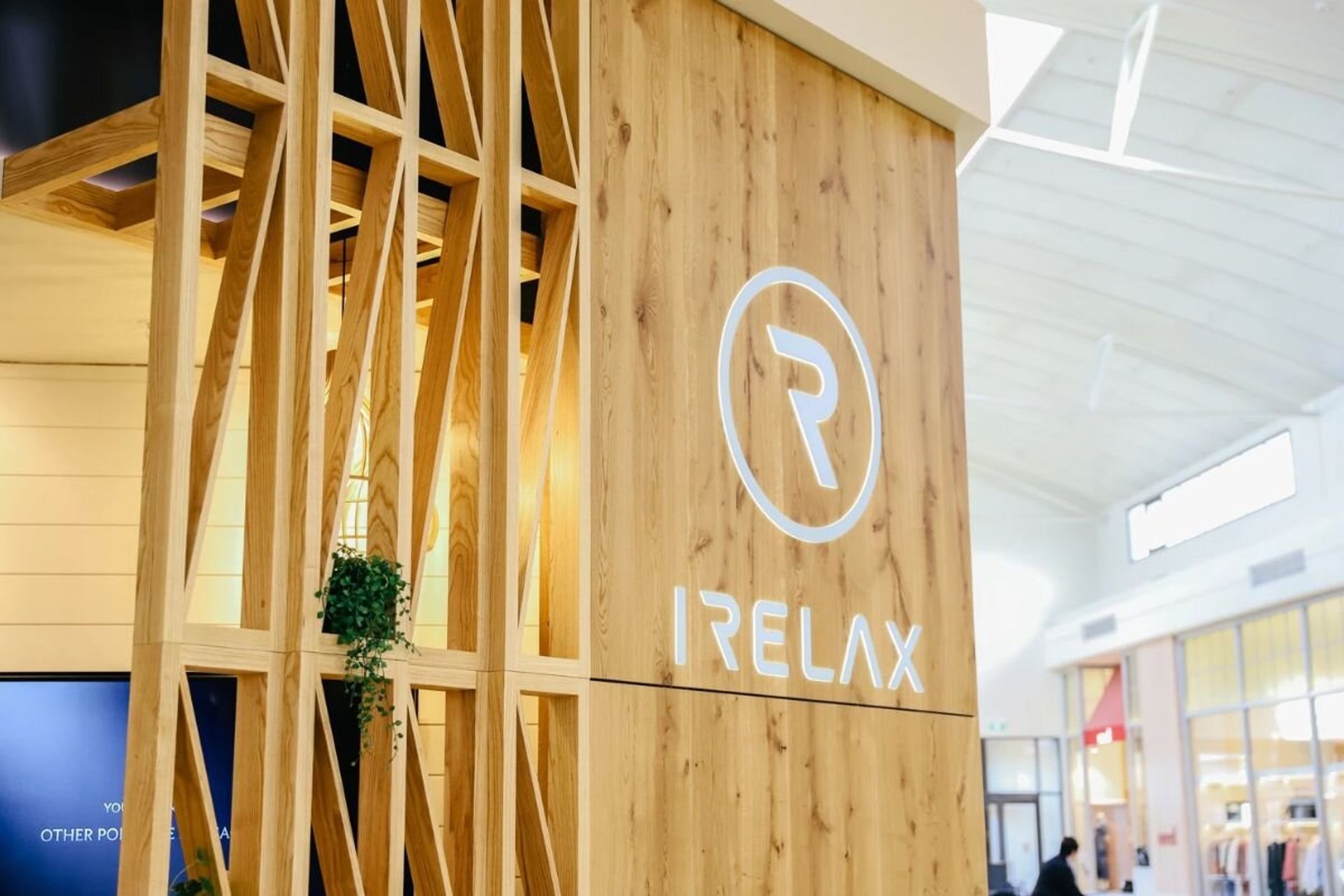 Irelax Bayfair Store Fitout