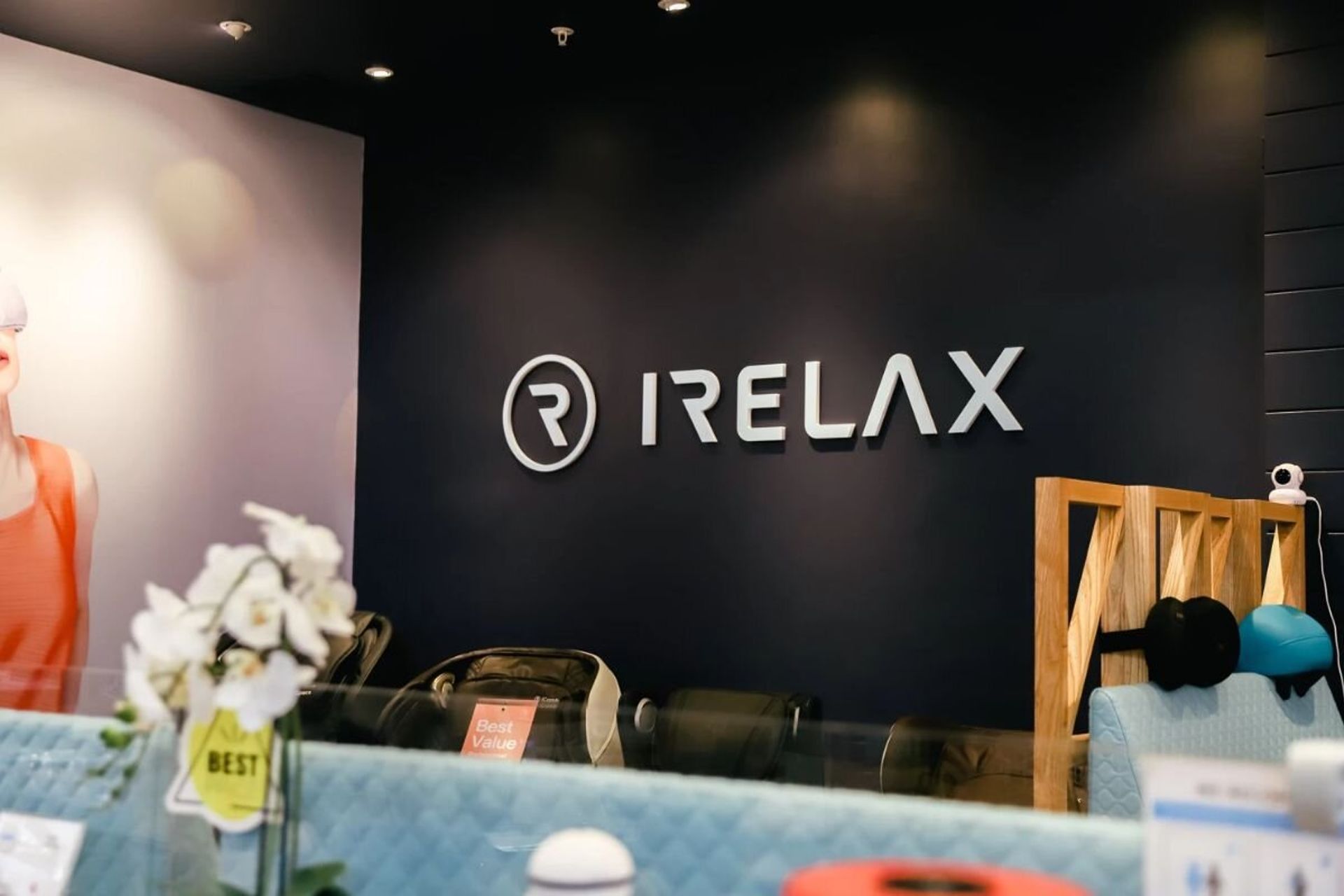 Irelax Bayfair Store Fitout