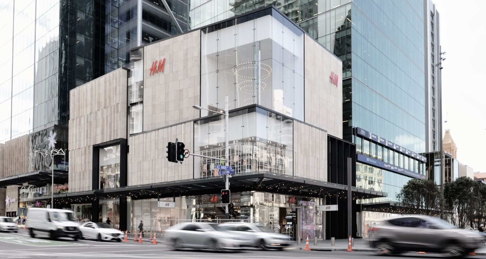 Commercial Bay | H & M  banner
