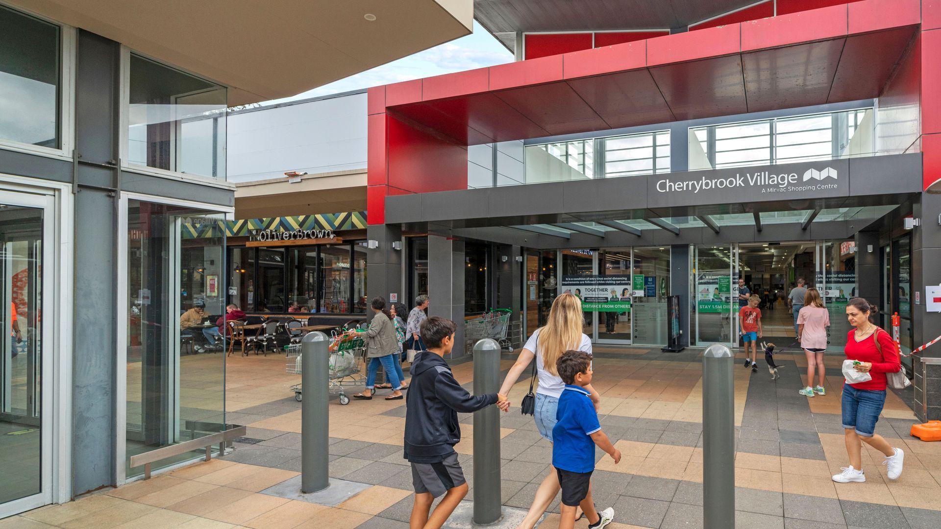 Shopping Photography for Lumapixel + Cherrybrook Village banner