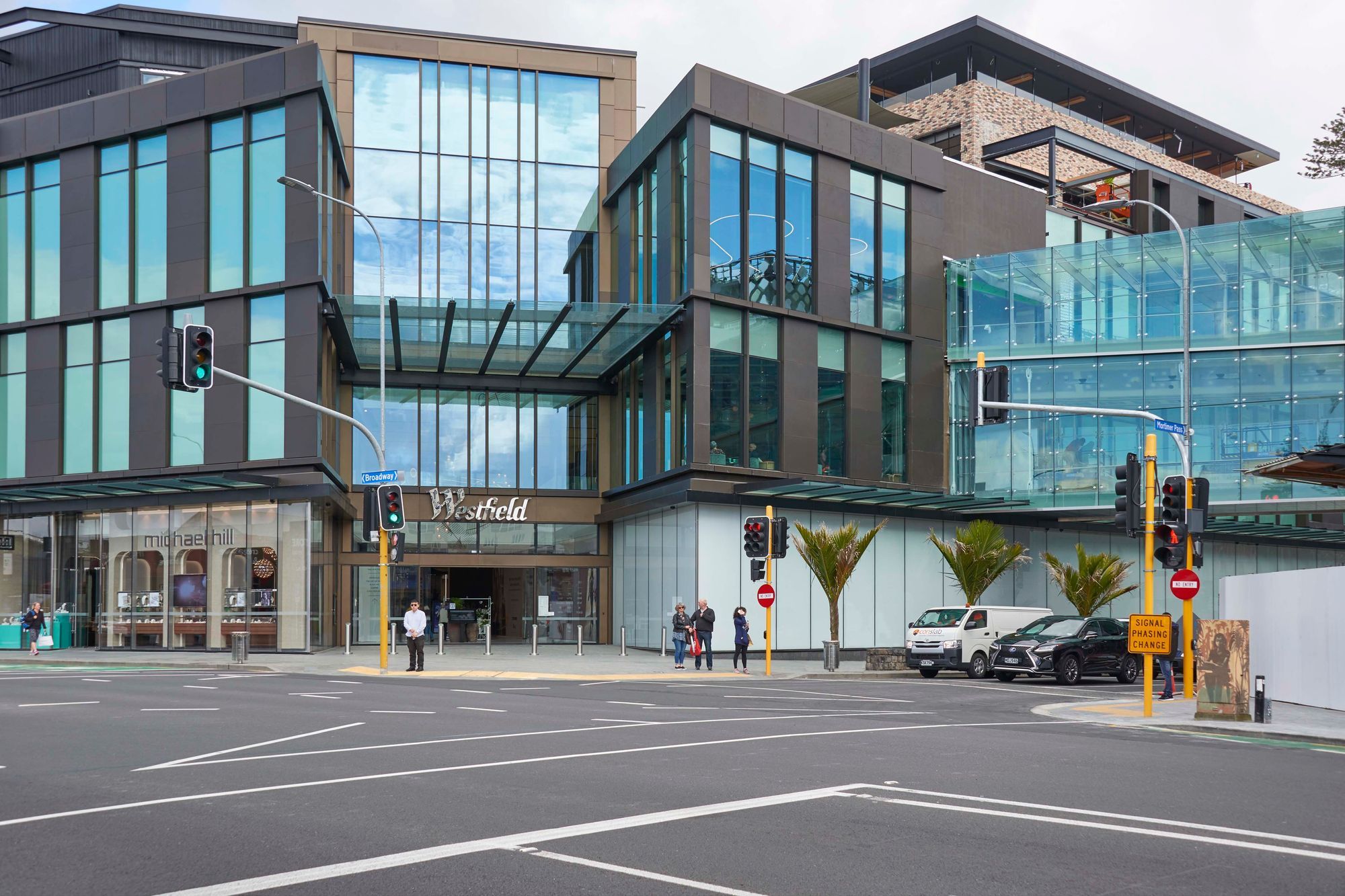  Westfield Newmarket Streetscape