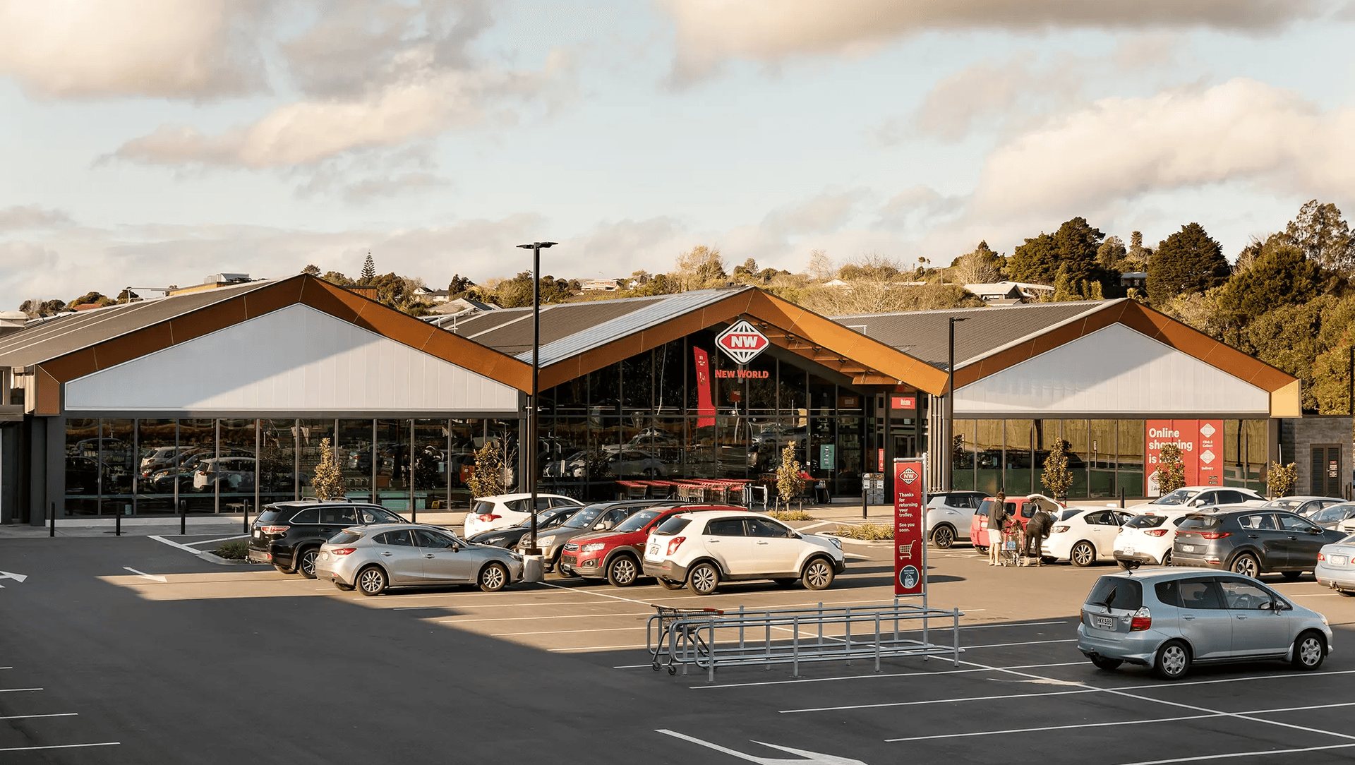 New World Pukekohe banner