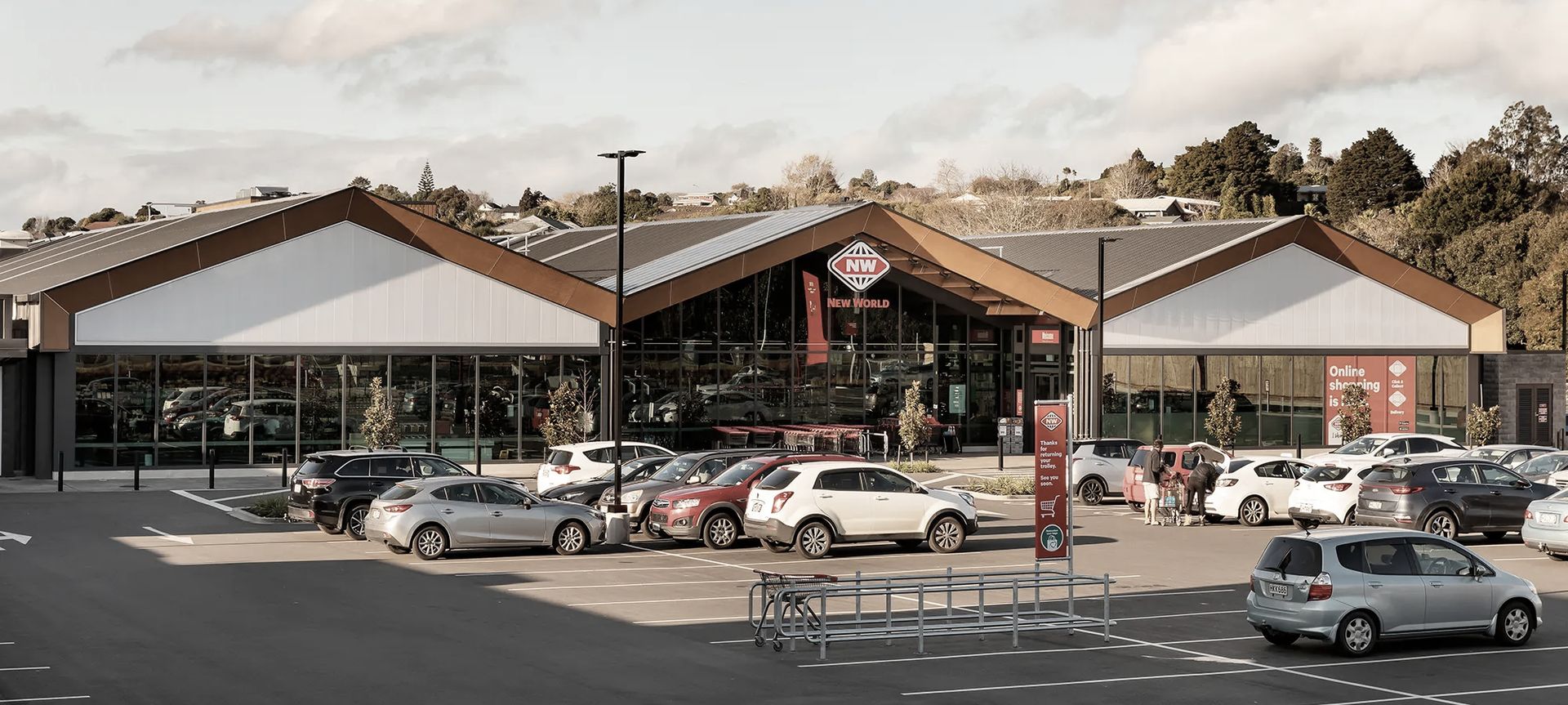 New World Pukekohe banner