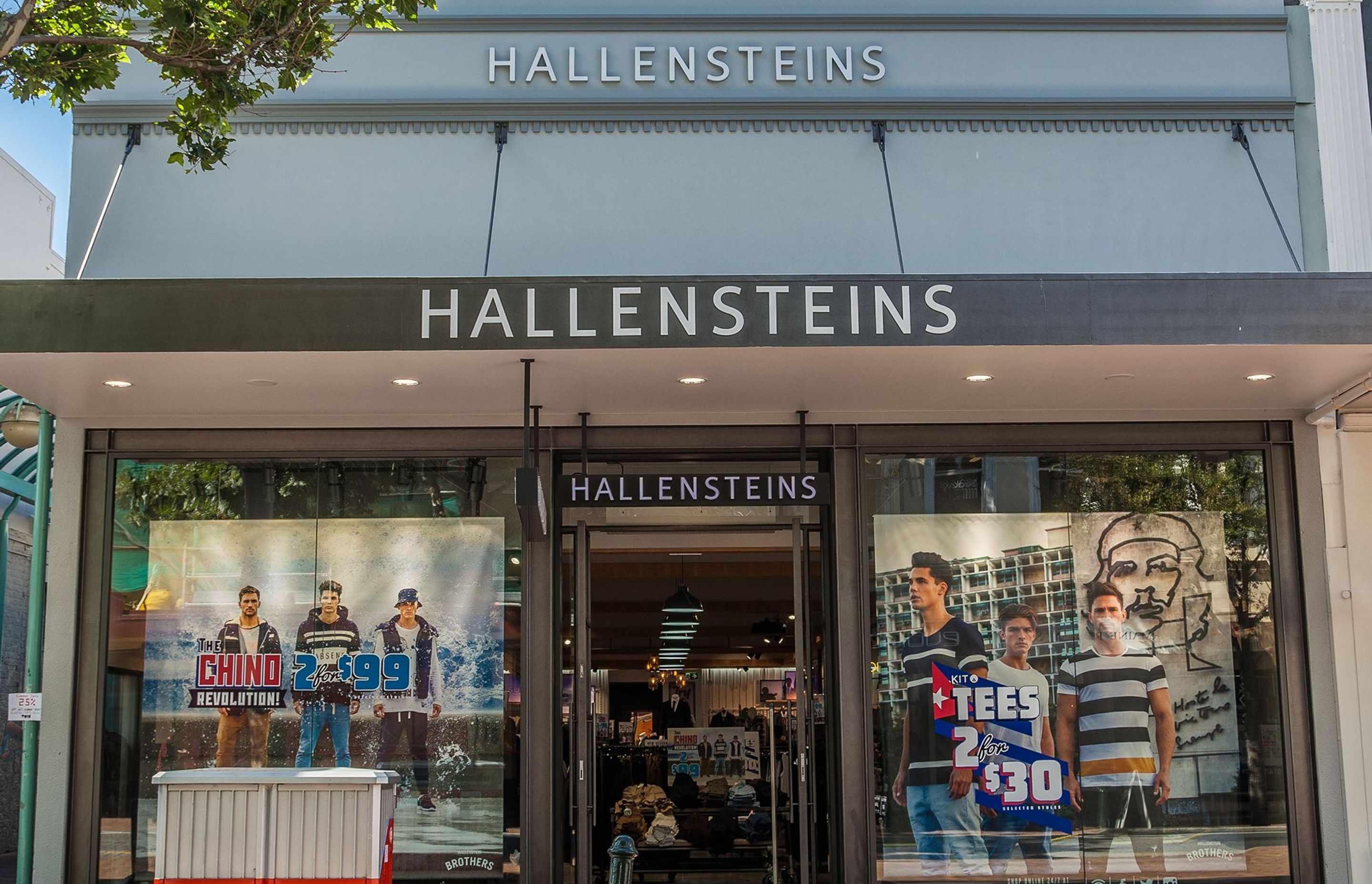 Hallensteins shop fitout, Dunedin
