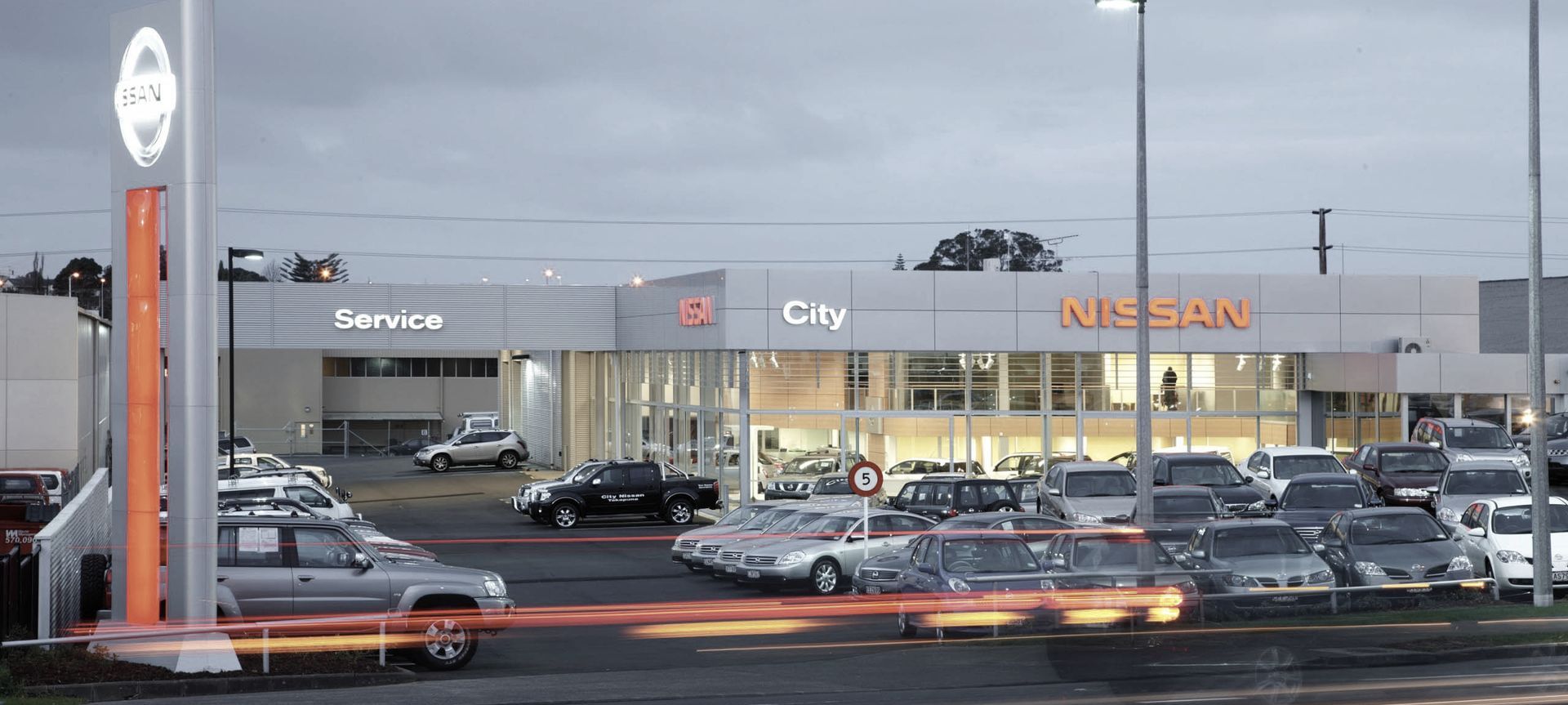 Nissan banner