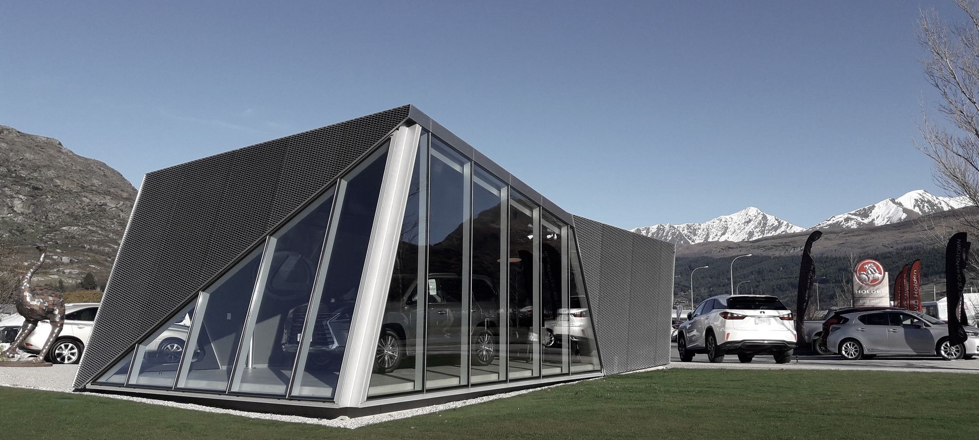 Lexus Showroom Queenstown banner