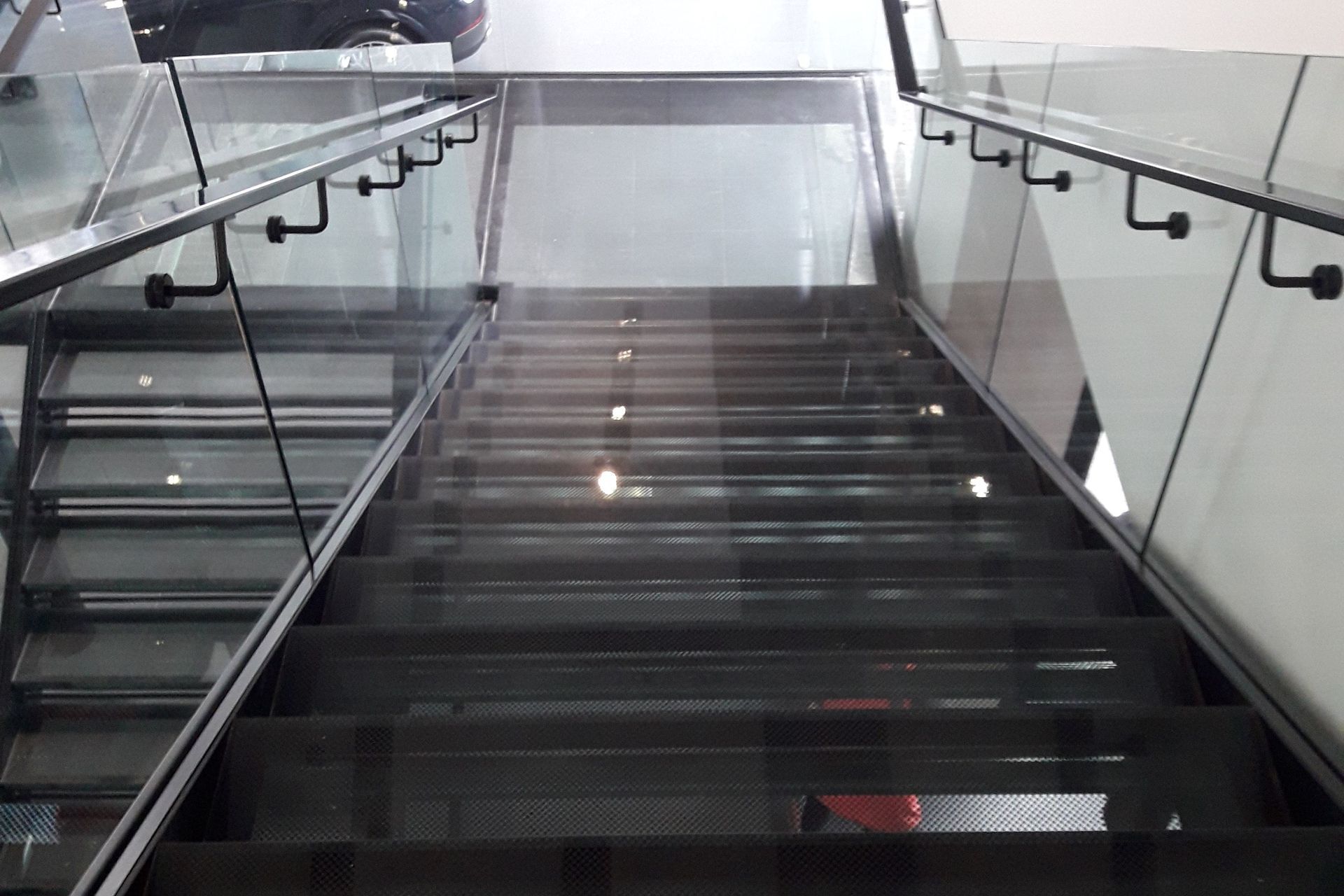 Medcar Porsche Showroom