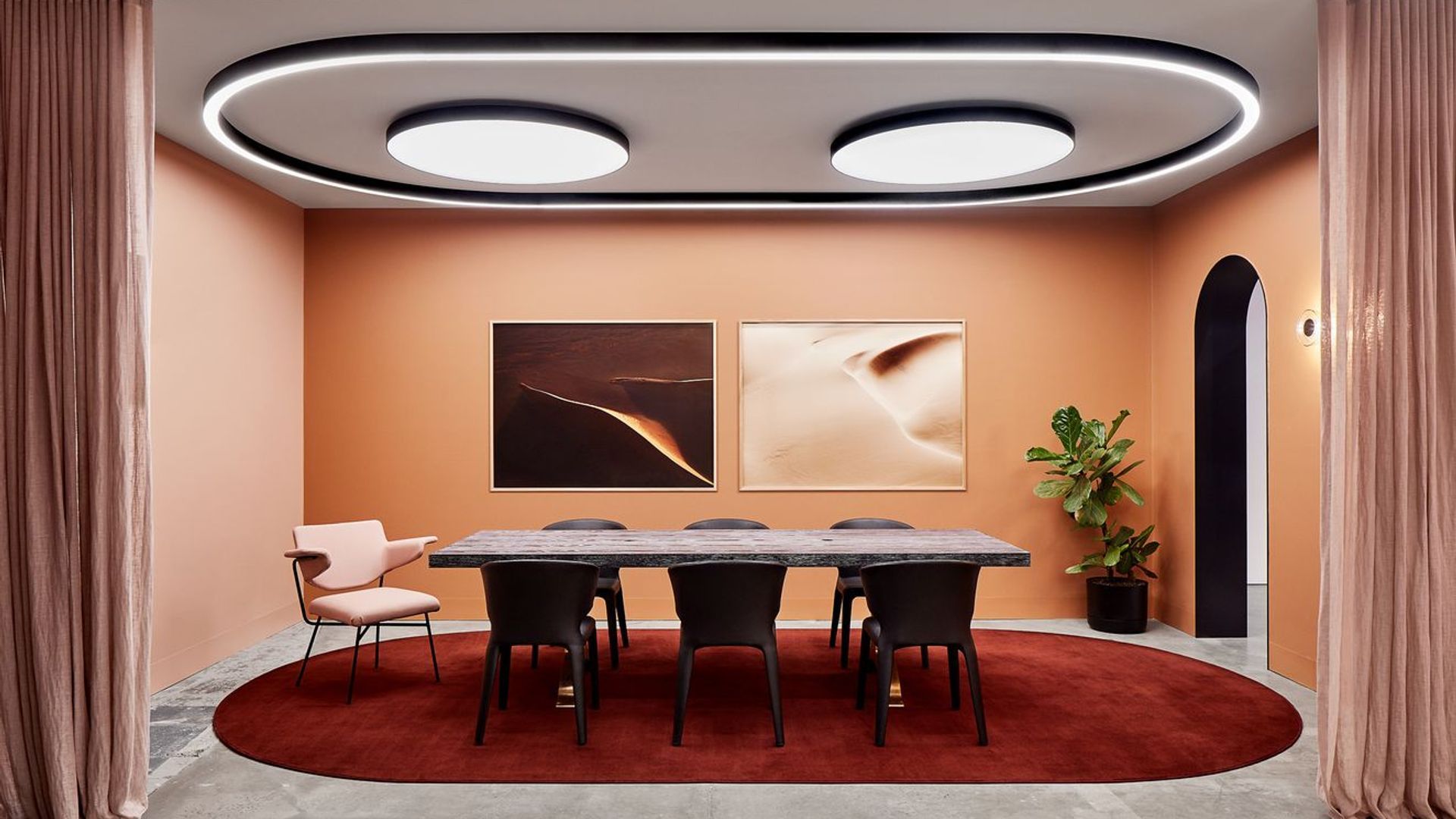EST Lighting Showroom Fit-out banner