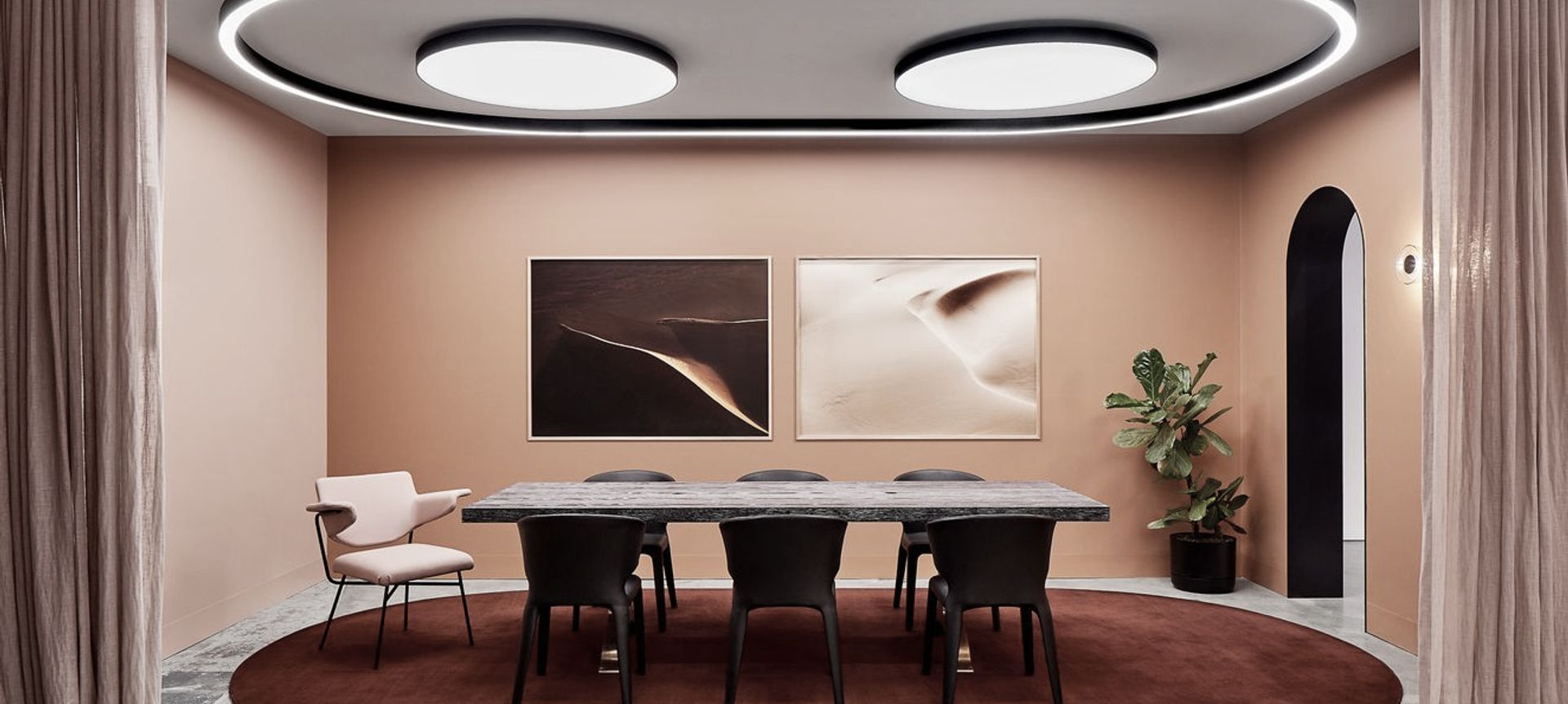 EST Lighting Showroom Fit-out banner