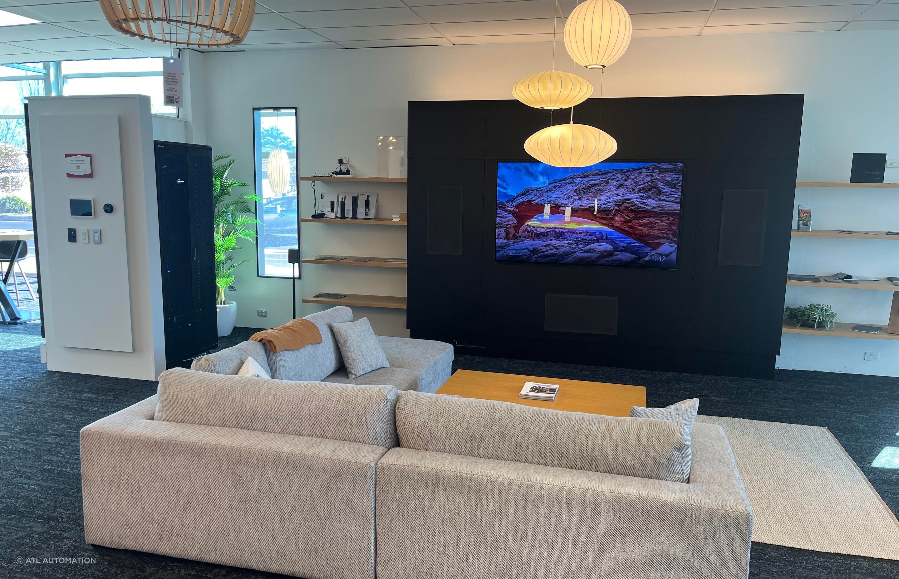 AP-6-Auto-Showroom-v3.jpg
