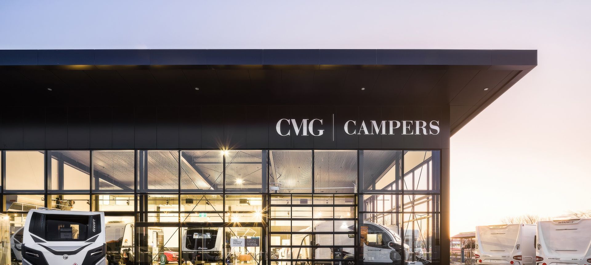 Commercial Showroom | CMG Campers banner