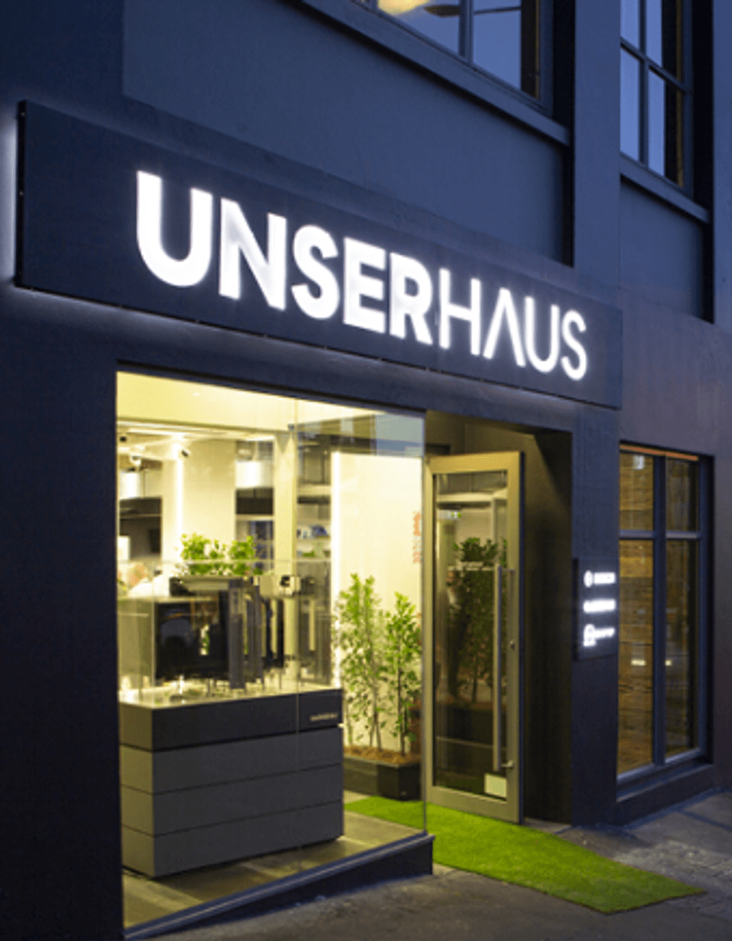 UnserHaus Showroom Parnell