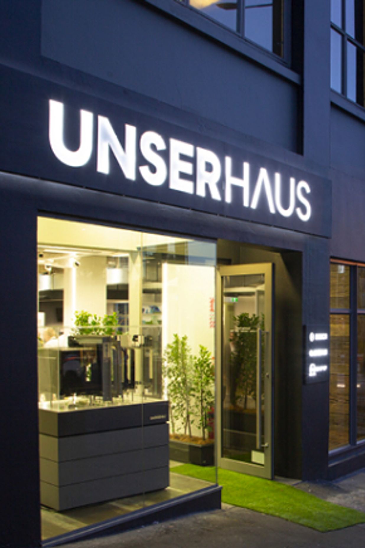 UnserHaus Showroom Parnell