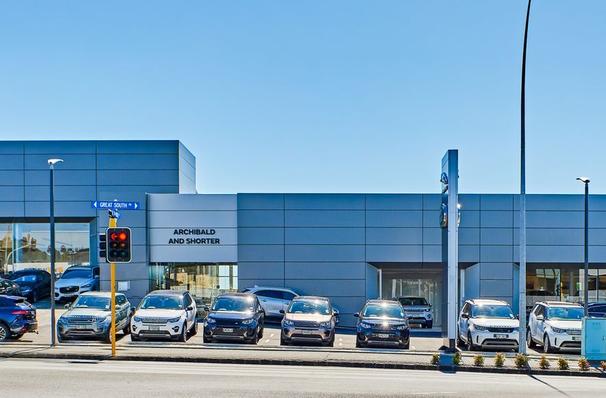 Archibald & Shorter : Landrover, Jaguar Dealership