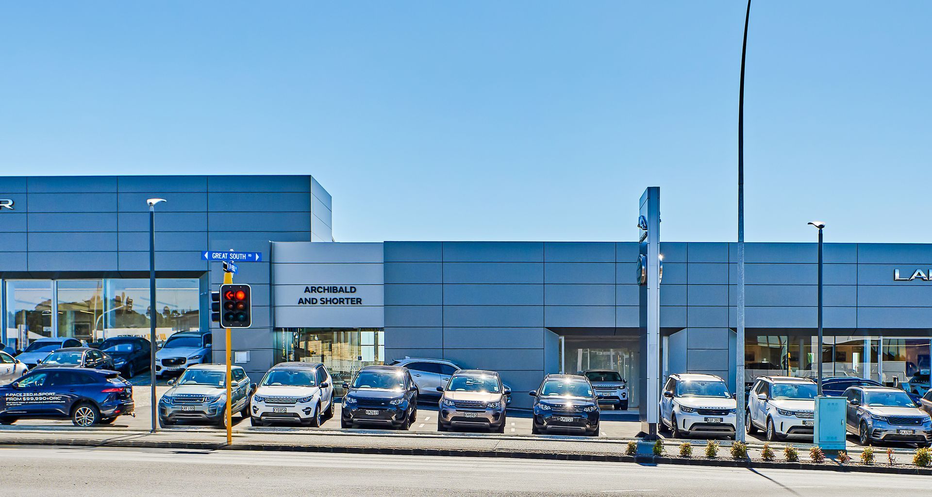 Archibald & Shorter : Landrover, Jaguar Dealership banner