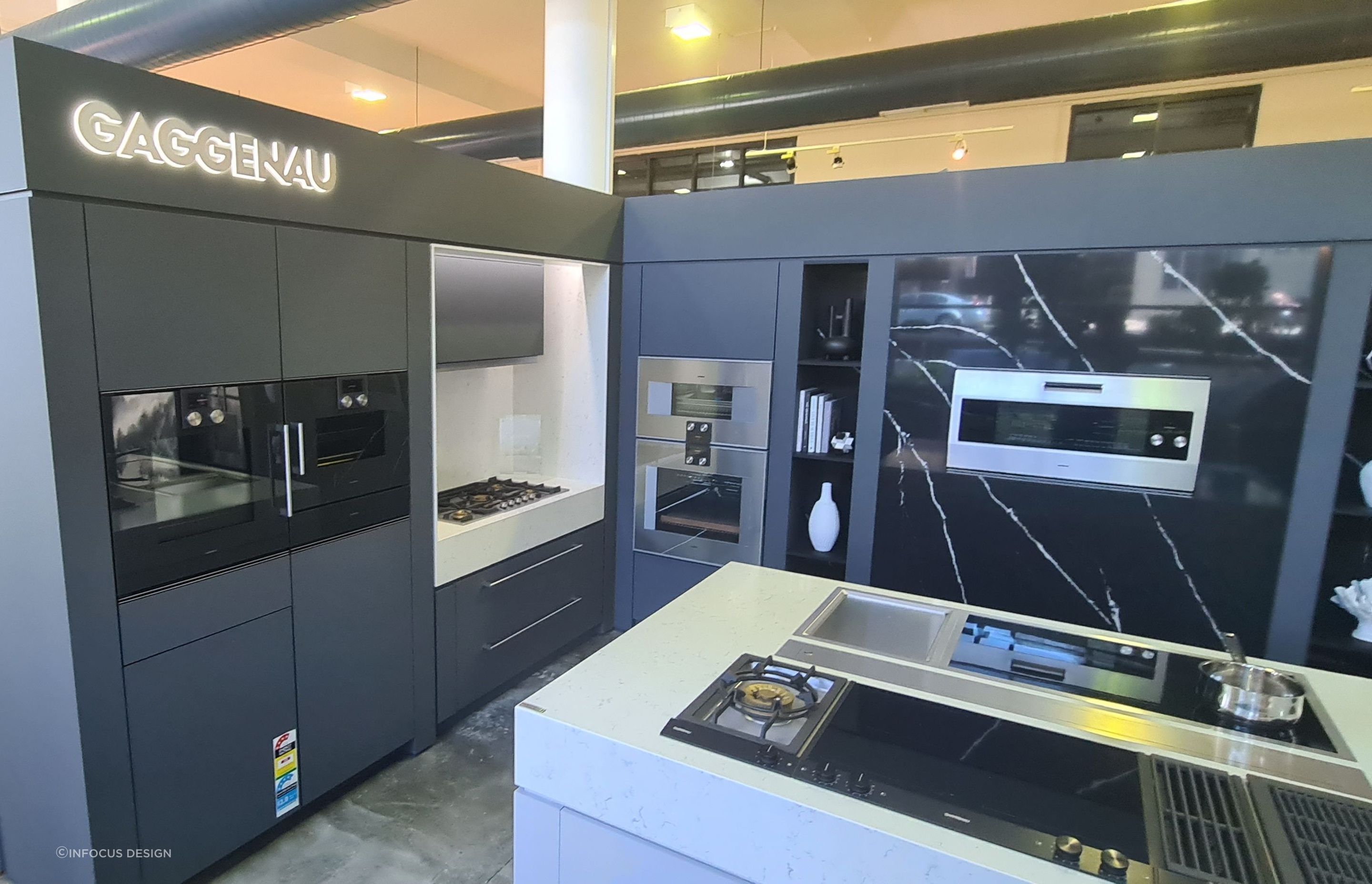 Gaggeneau-Display-Winnings-Brookvale-Fenix-Grigio-Bromo-1-v2.jpg
