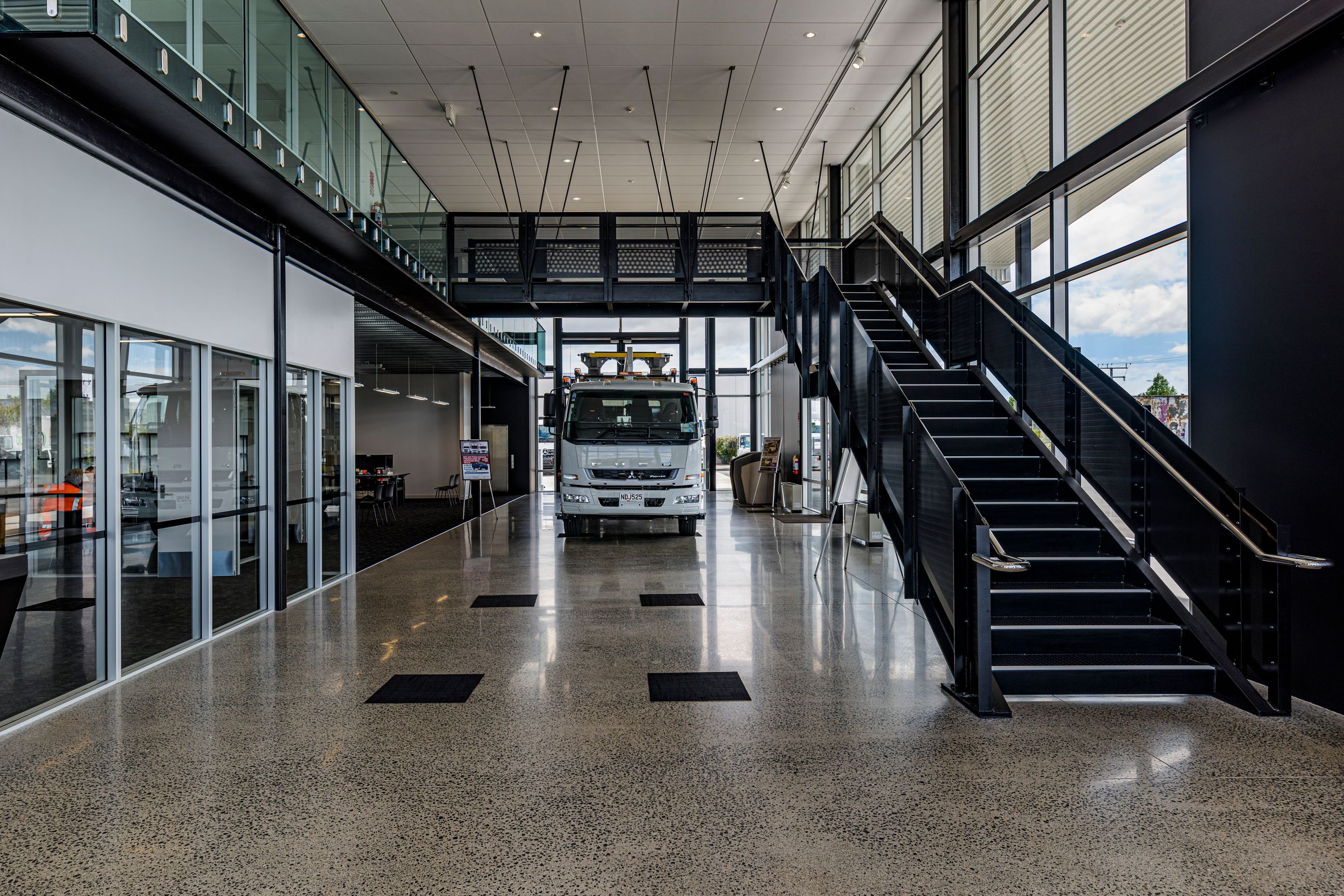 Truck Workshop &amp; Showroom Te Rapa