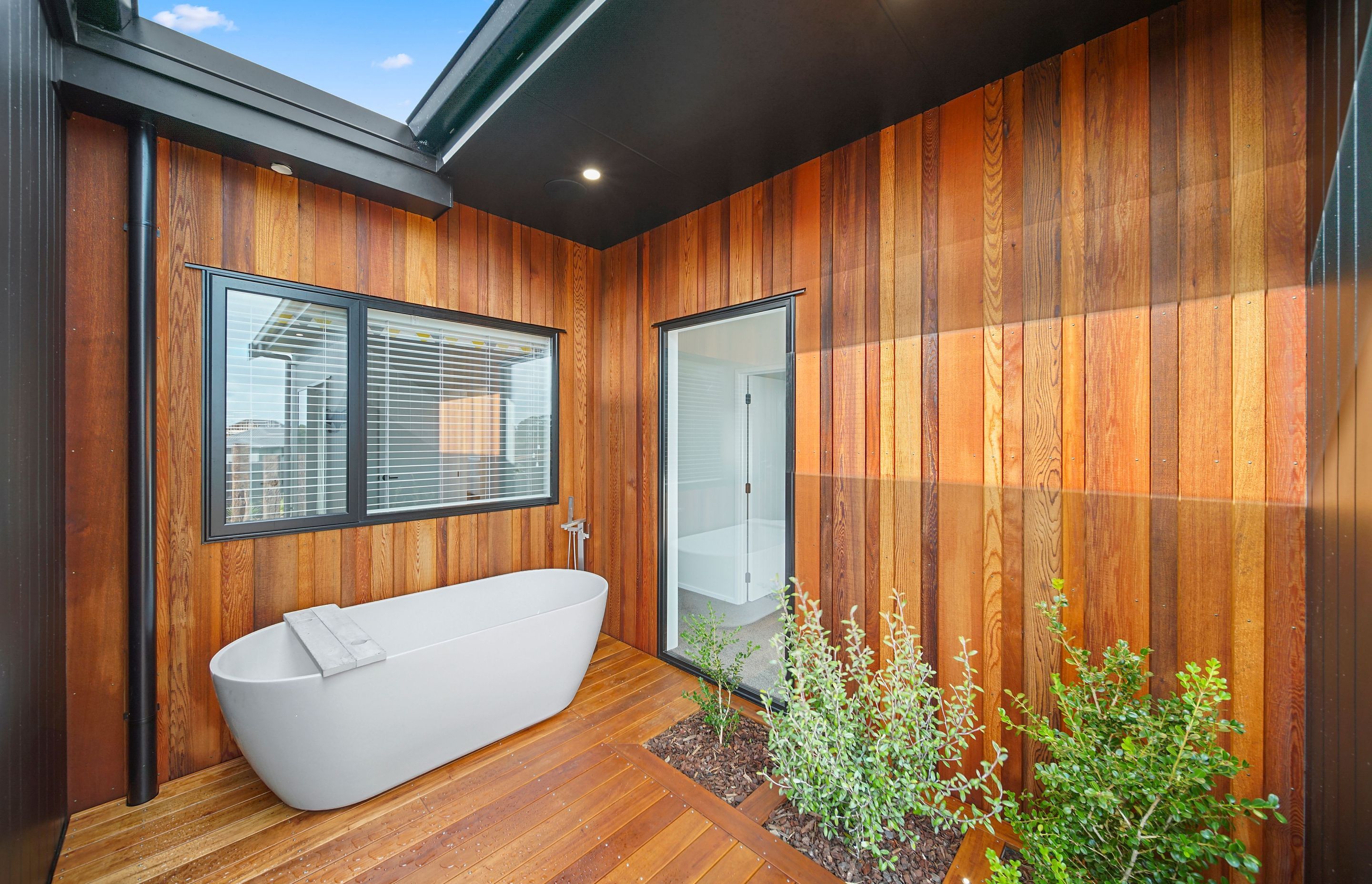 Show home outdoor bath