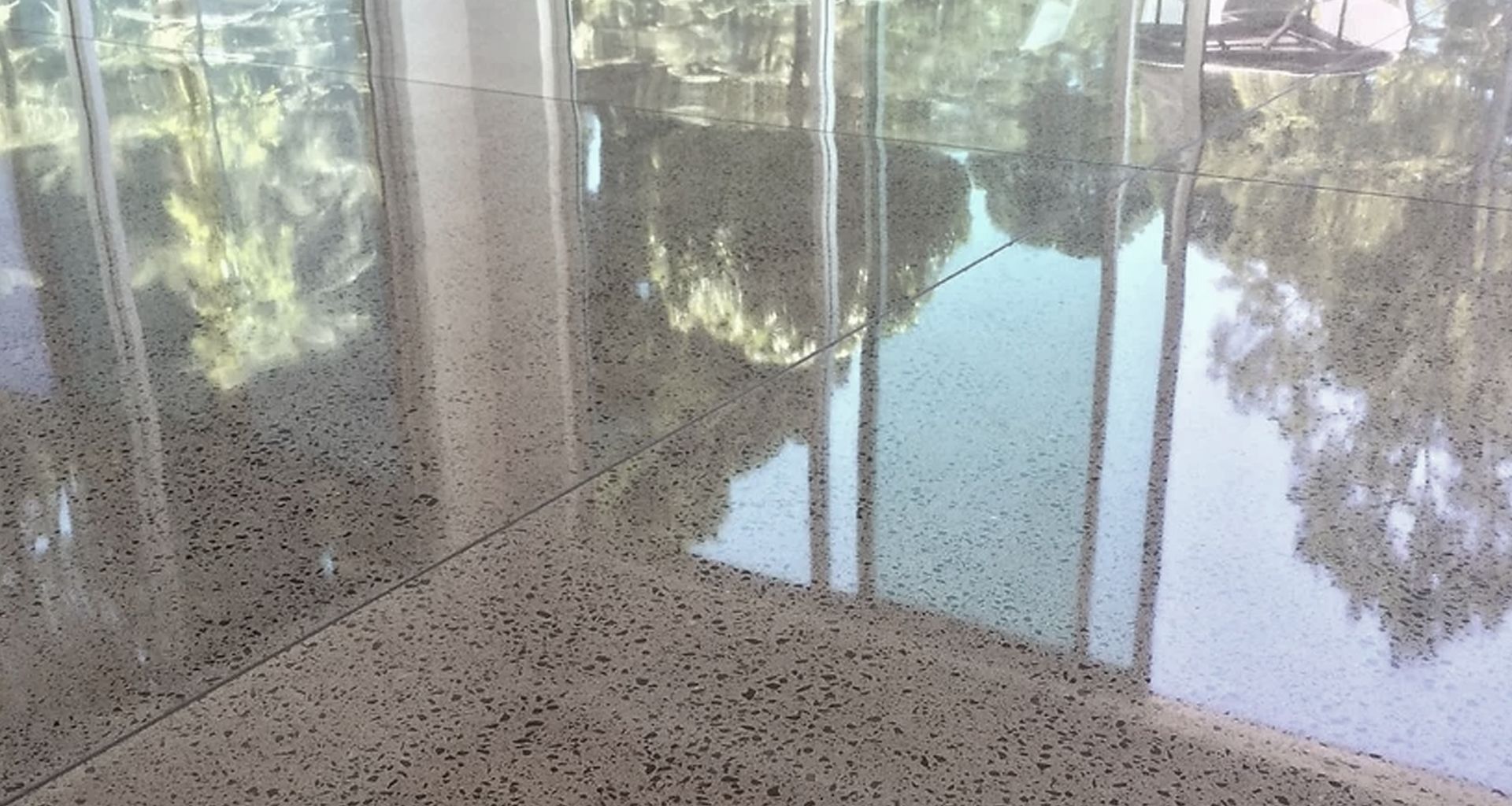 Retroplate Polished Concrete System banner