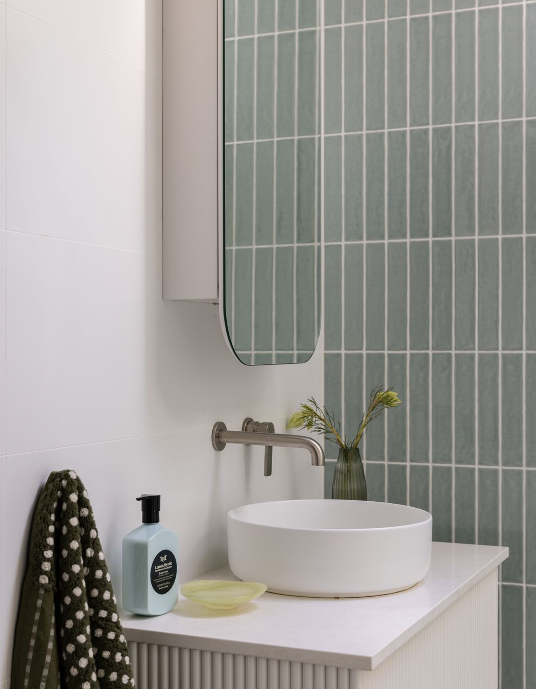 PROGRESSIVEwattle025-1.jpg