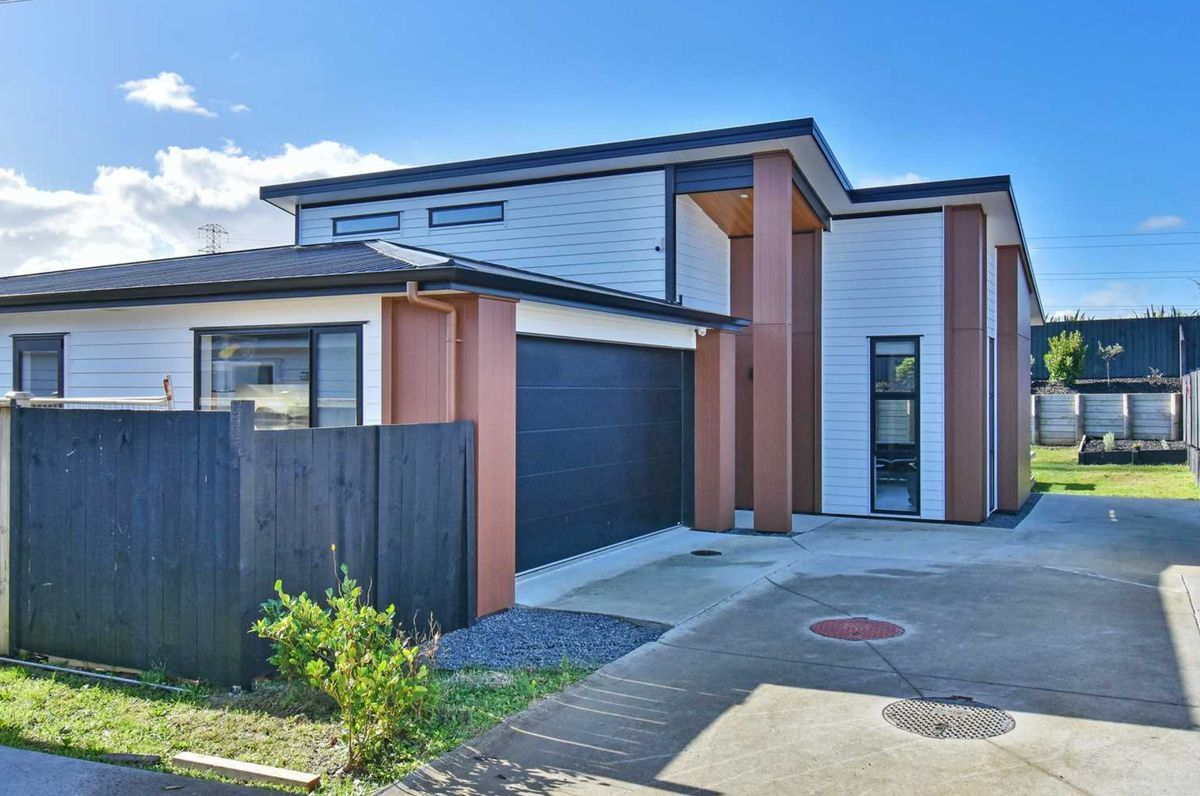 Karaka Residence