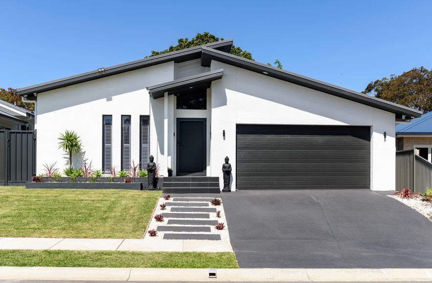 Single level house
