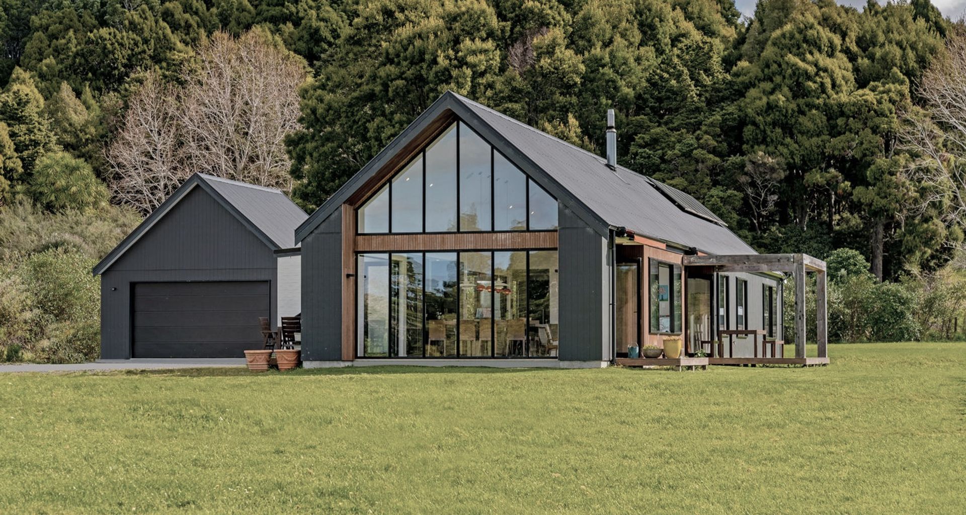Nestled in Nature banner