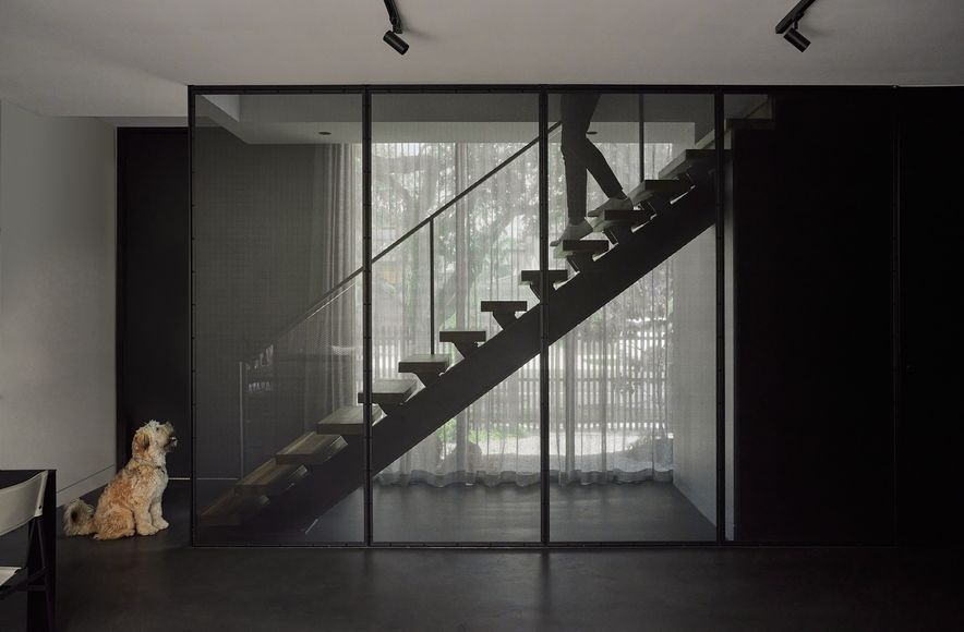 The Bach Pad, Hampton