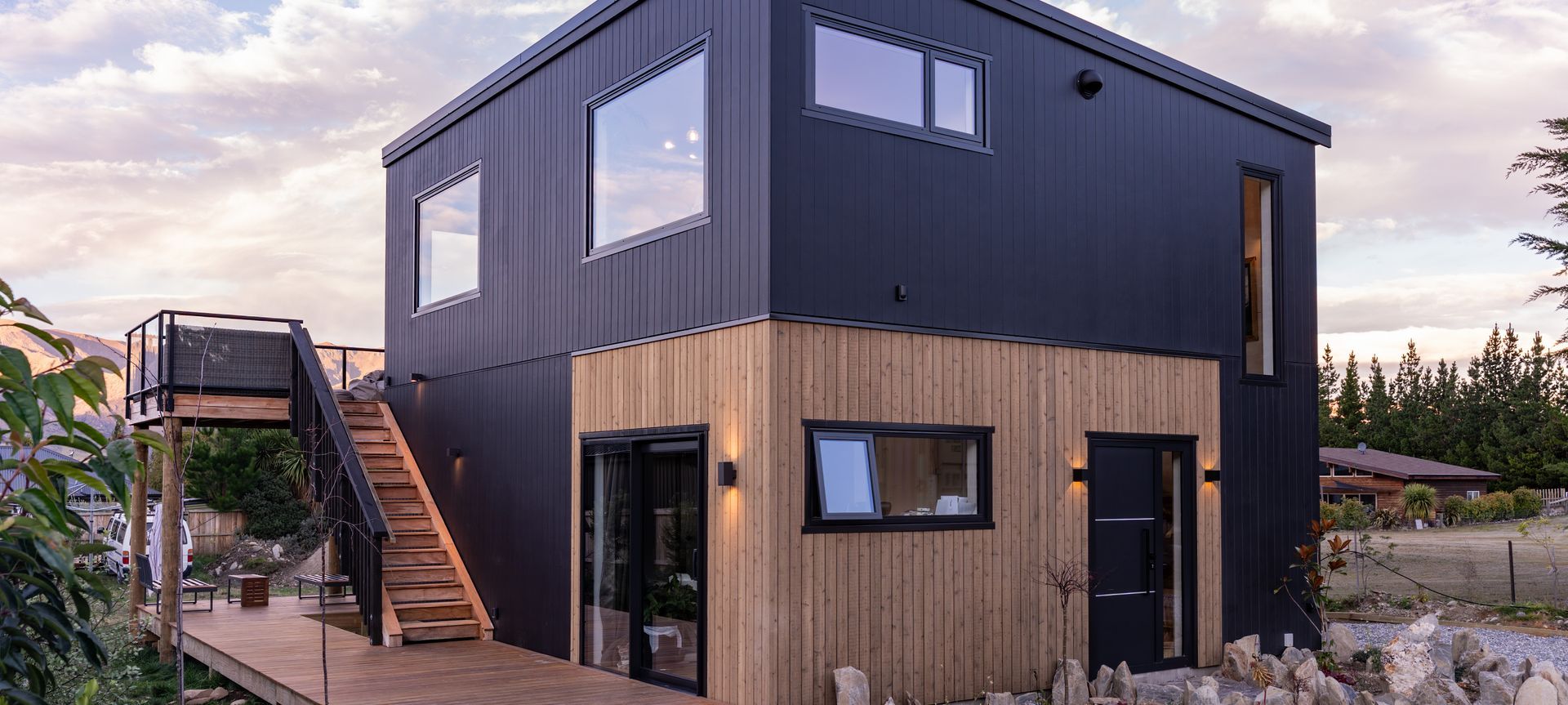 Two-storey House in Lake Hawea banner