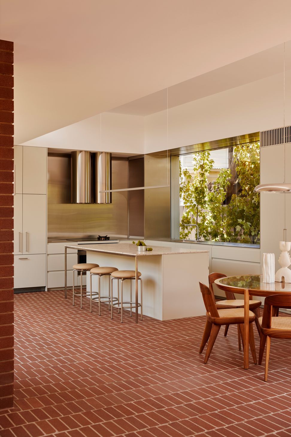 0112-24-kitchen-and-dining-ap-compressed.jpg