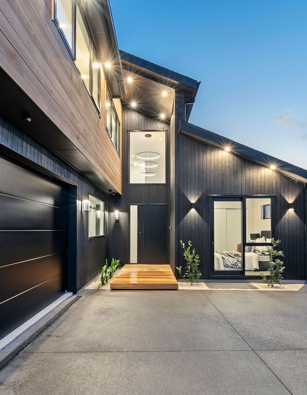 013Open2viewID563416-28KikorangiDrive-v3.jpg
