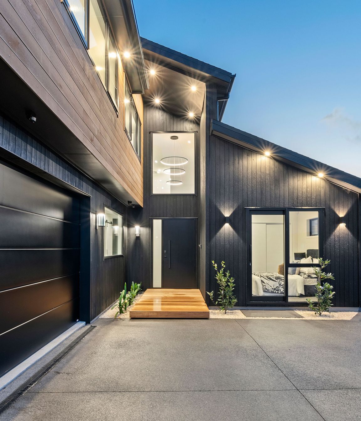 013Open2viewID563416-28KikorangiDrive-v3.jpg