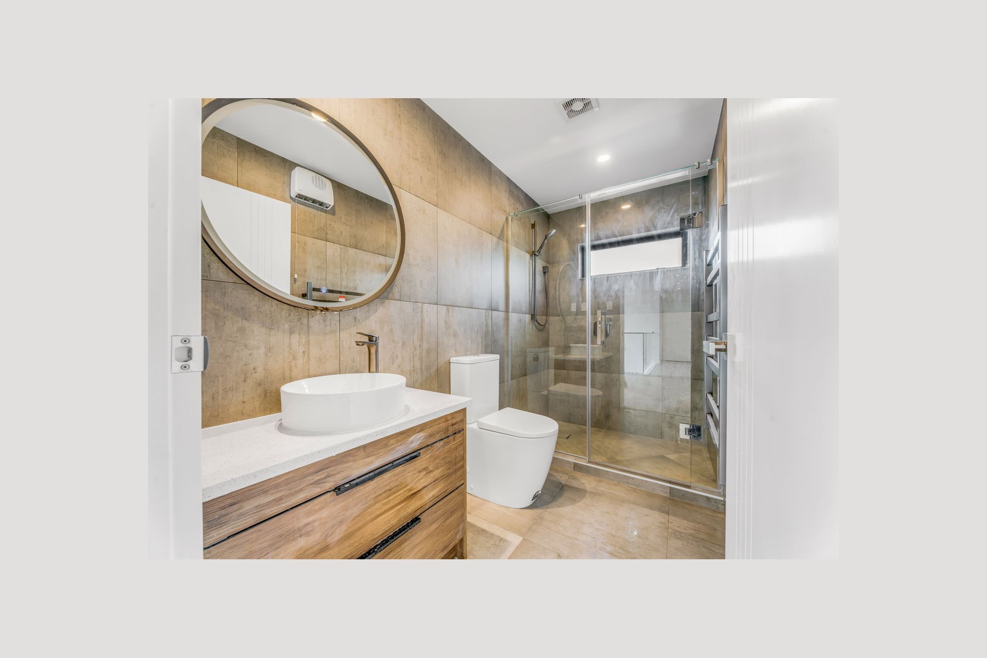 Titirangi solar energy home