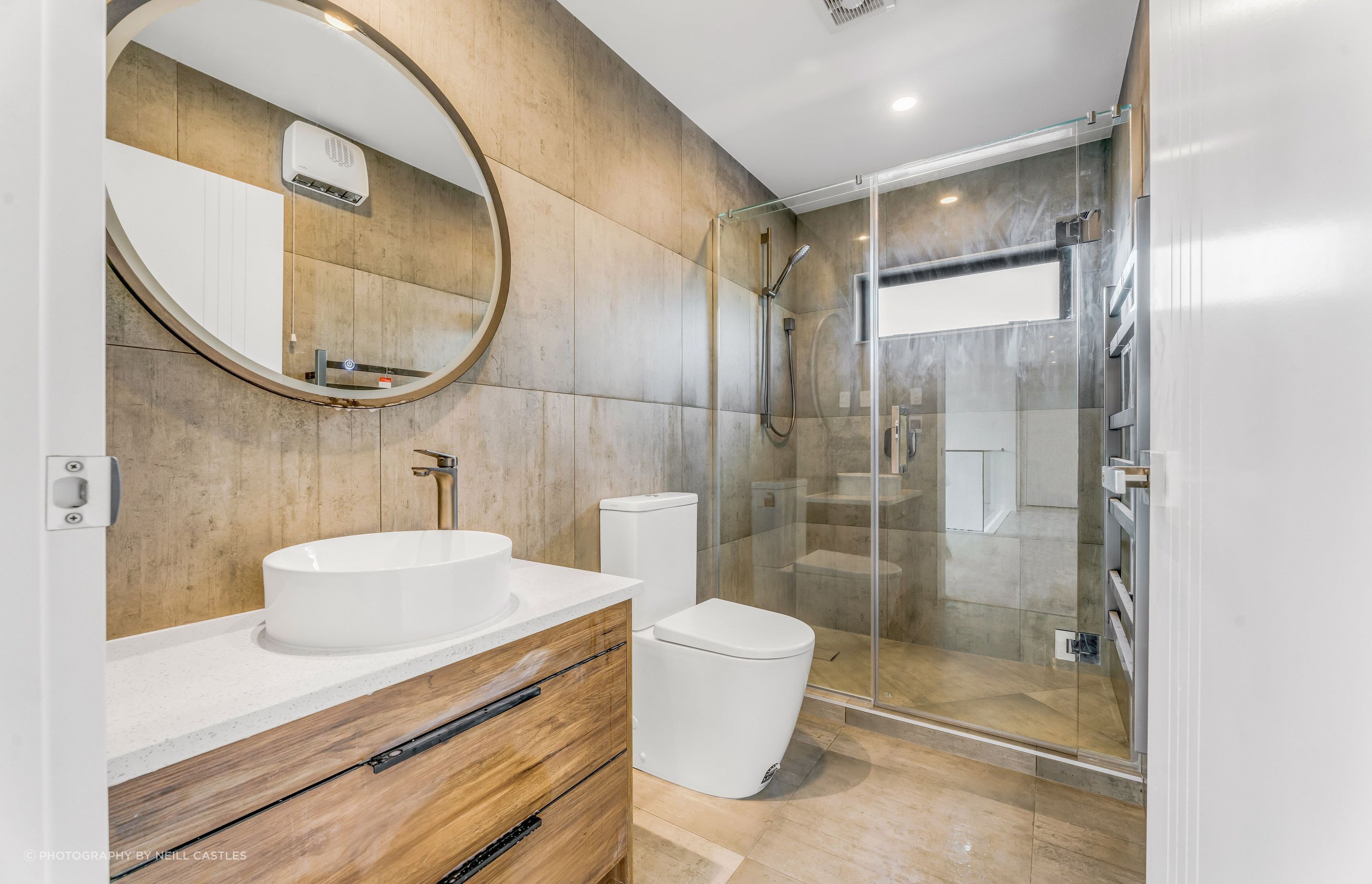 Titirangi solar energy home